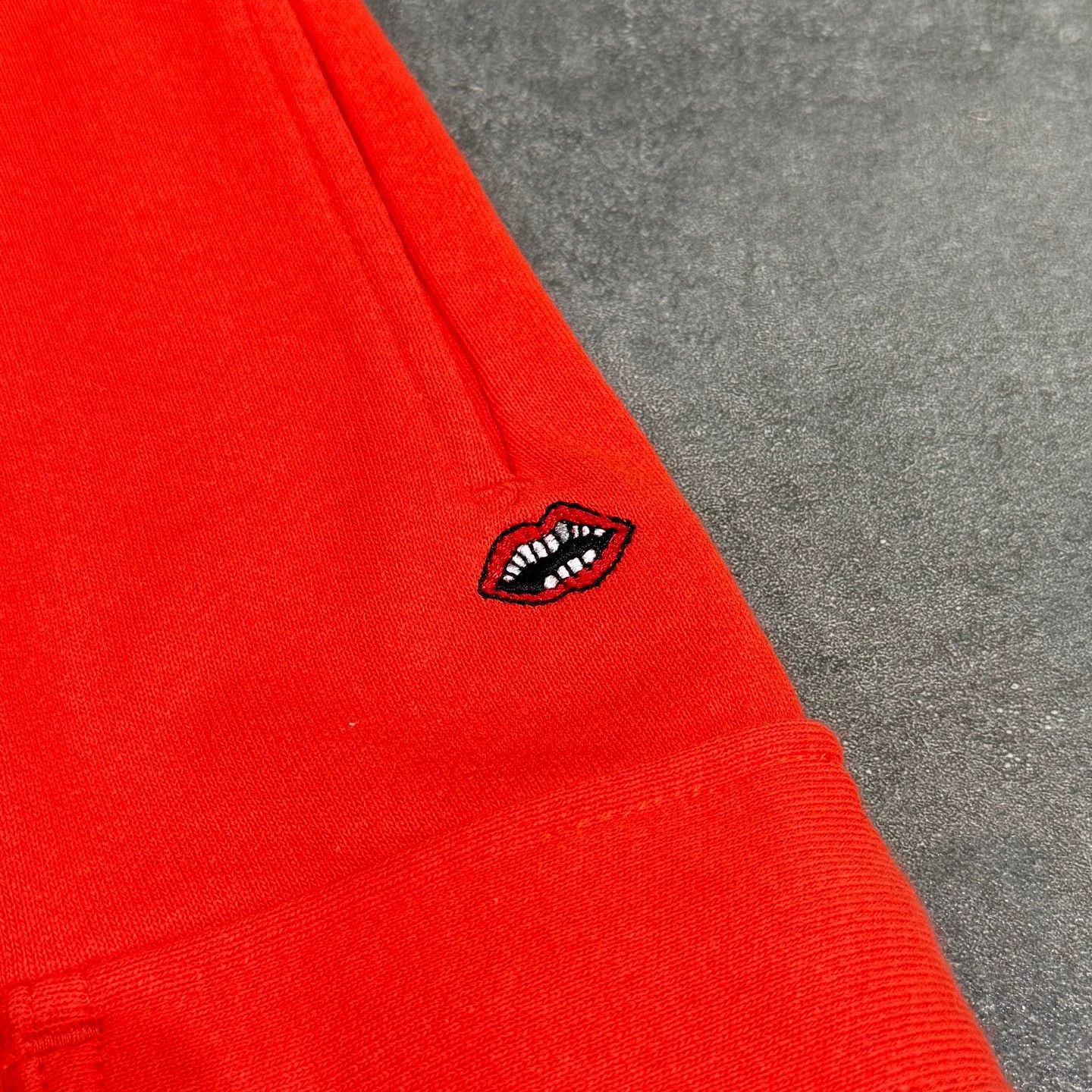 Chrome Hearts chrome hearts mattyboy red graffiti shorts Size US 26 / EU 42 - 3 Thumbnail