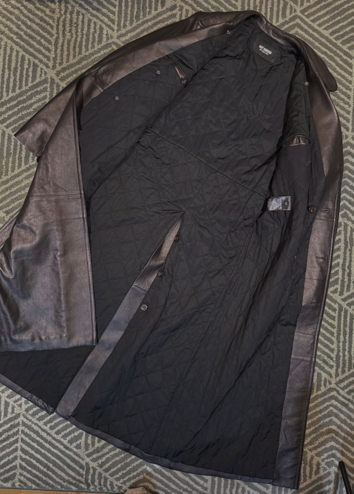 Raf Simons RAF Simons Fall2020 Runway Long leather trench coat Size US S / EU 44-46 / 1 - 15 Thumbnail