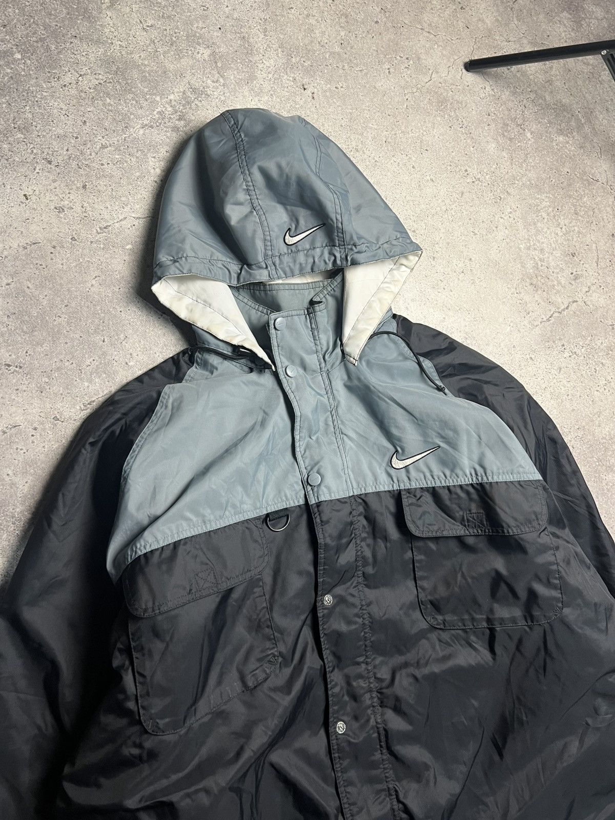 Nike Vintage Nike Puffer Jacket Big Logo 90s Very Rare Size US XL / EU 56 / 4 - 4 Thumbnail