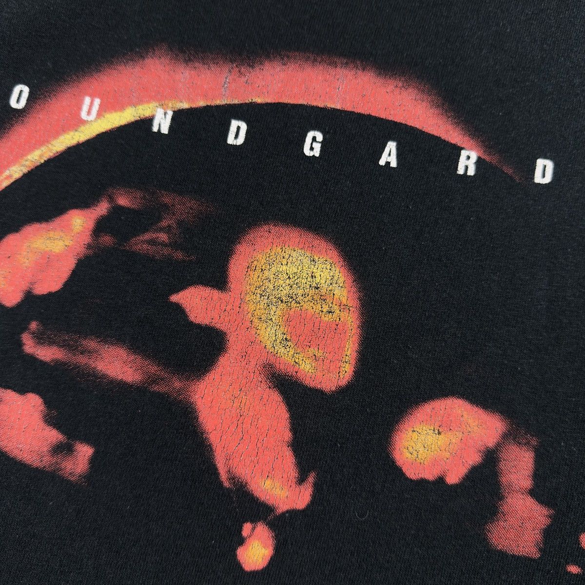Gildan Vintage Soundgarden Superunknoun Europe Tour 2014 T-Shirt Size US S / EU 44-46 / 1 - 4 Thumbnail