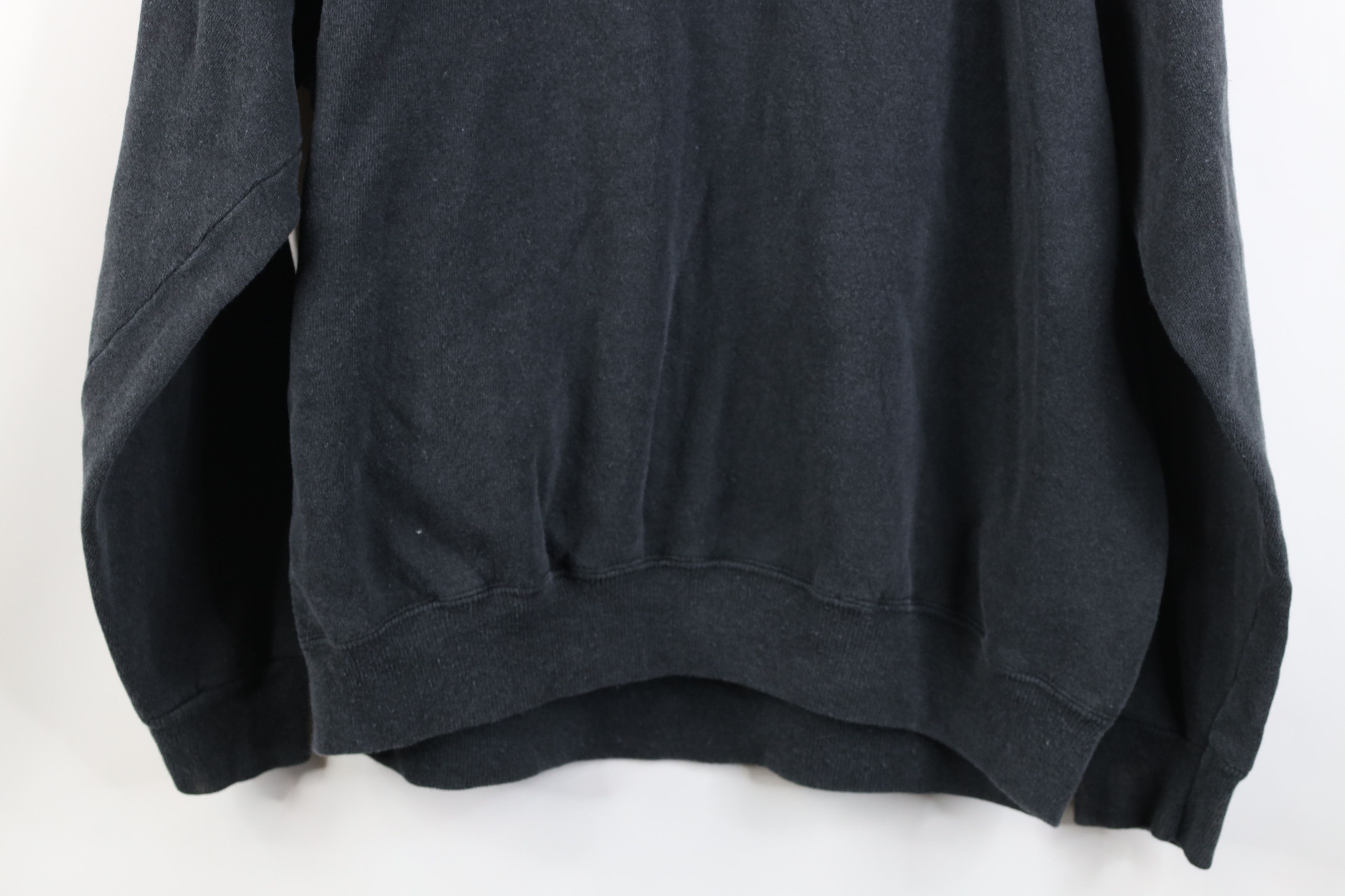 Vintage Vintage 90s Streetwear Faded Blank Crewneck Sweatshirt Black Size L / US 10 / IT 46 - 12 Thumbnail
