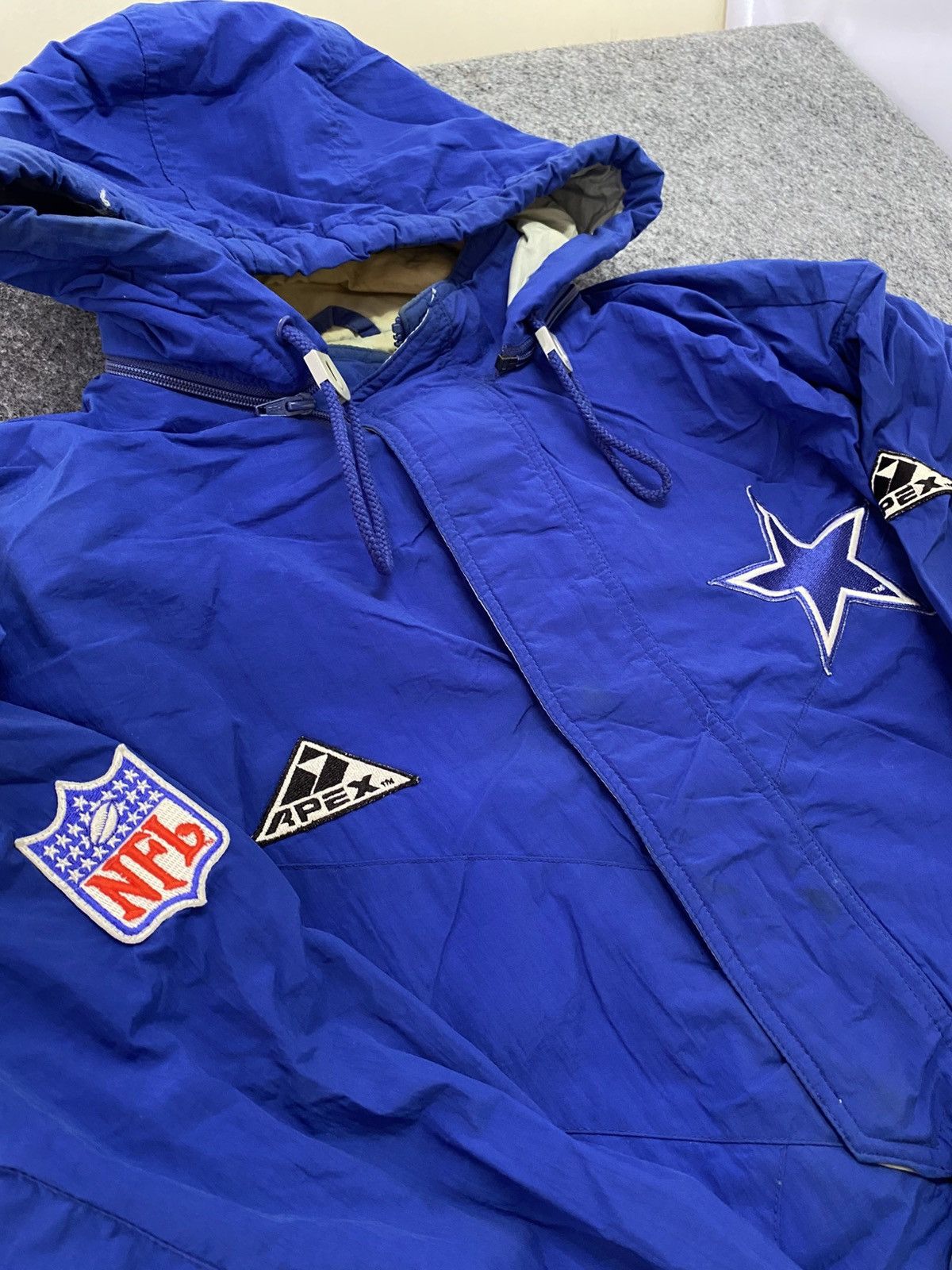 Apex One × Pro Line 🔥Dallas Cowboys APEX ONE Pro Line Jacket Men's Blue Hooded Size US L / EU 52-54 / 3 - 2 Thumbnail