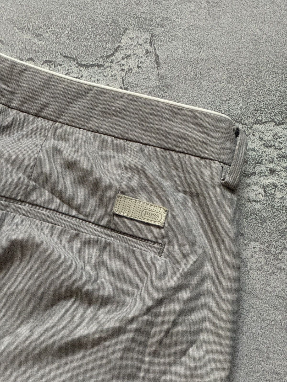 Hugo Boss Hugo boss 40/32 chino pant trouser white salvage Size US 40 / EU 56 - 6 Thumbnail