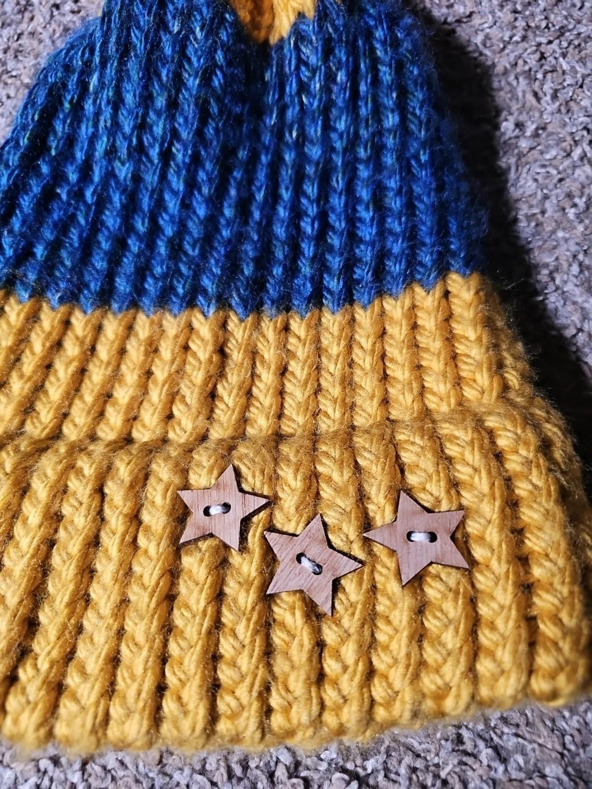 The Unbranded Brand Winter Knit Pom Beanie Hat Size ONE SIZE - 2 Thumbnail