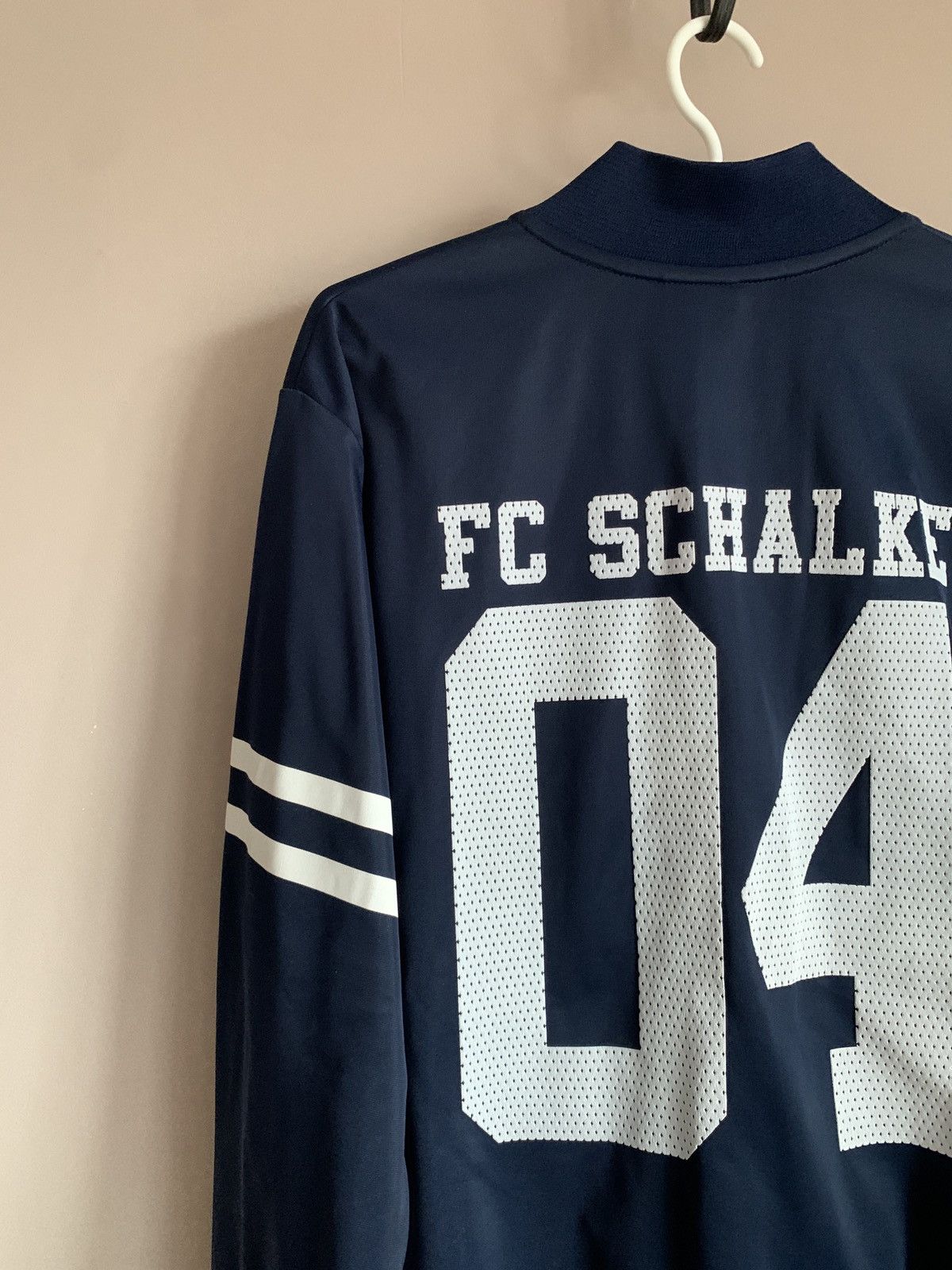 Other Schalke 04 Germany soccer football bomber jacket Retro Sz L Size US L / EU 52-54 / 3 - 7 Thumbnail