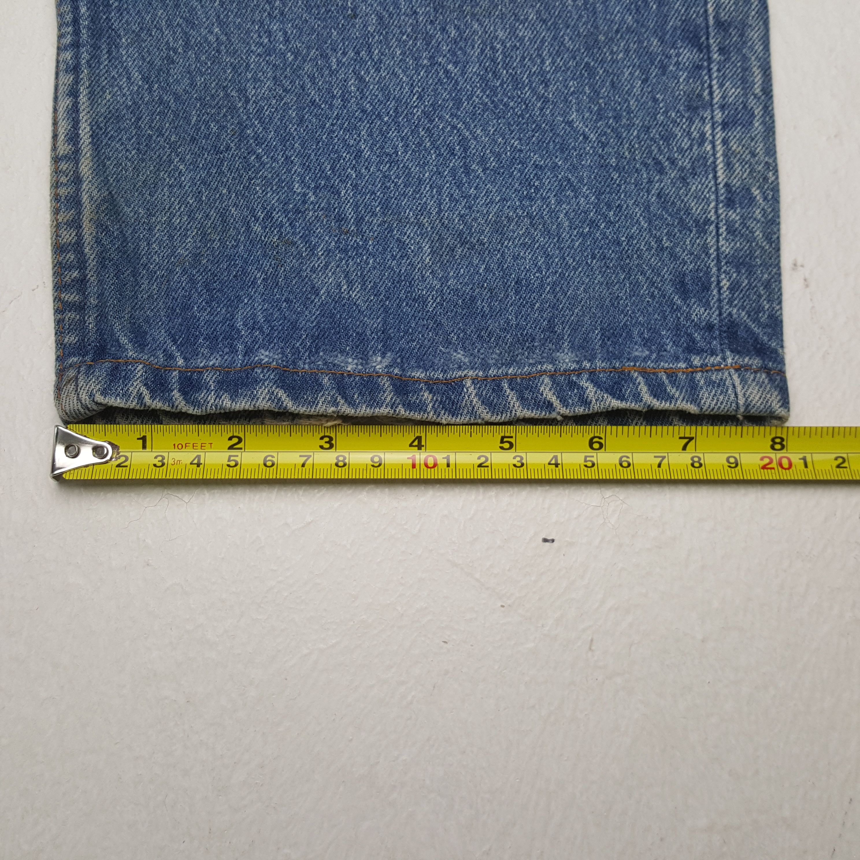 Levi's Vintage 90's Levis 501 Distressed Ripped Denim jeans RR9 Size US 33 - 11 Thumbnail