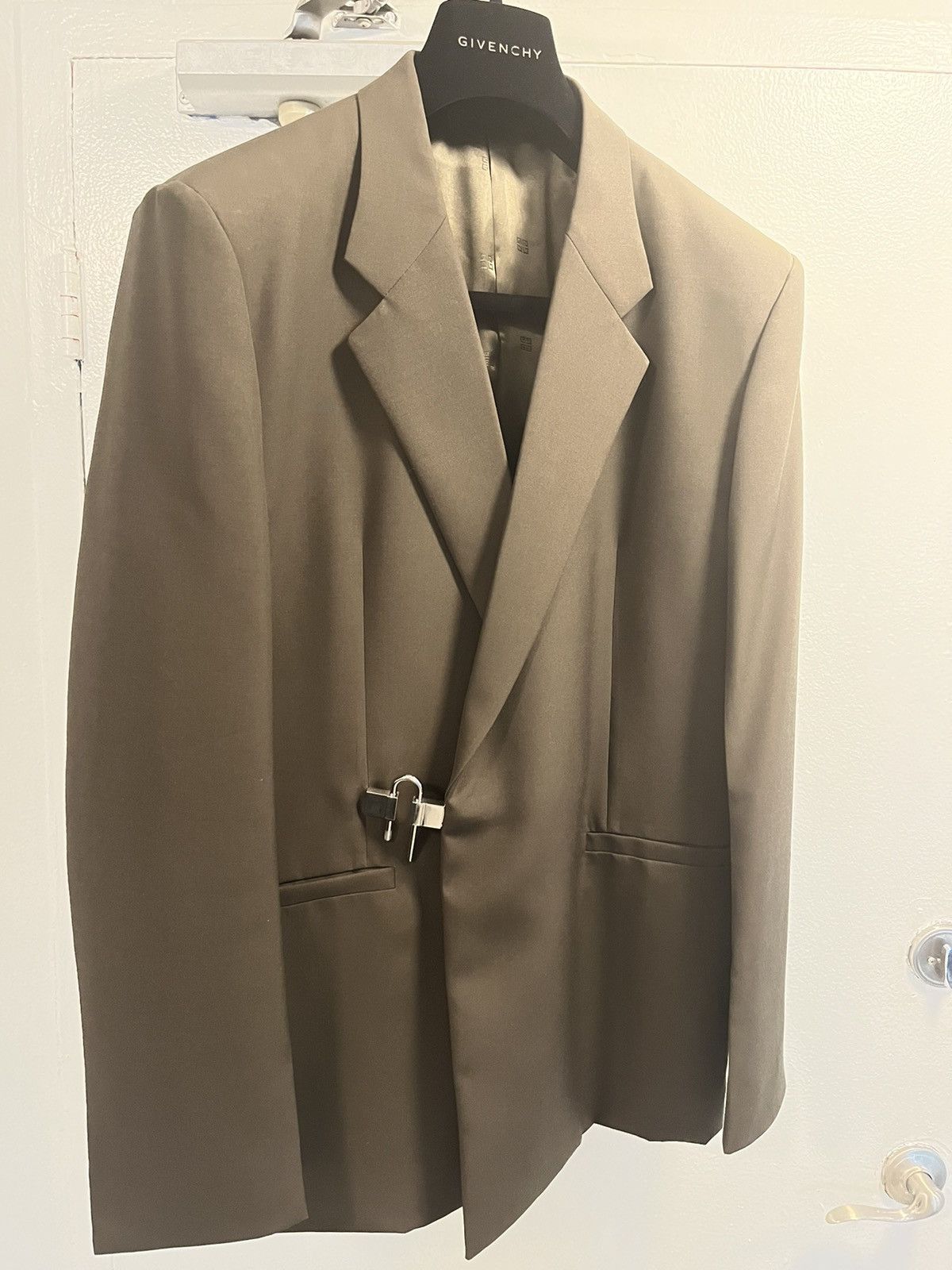 Givenchy RARE $3000 Khaki Green U-Lock Blazer 54 Size 44R - 4 Thumbnail