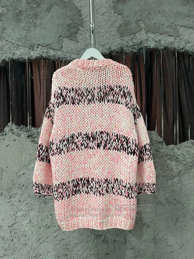 Chanel Chanel Pink coarse flower knitted cardigan coat Size XXS / US 00 / IT 34 - 2 Thumbnail