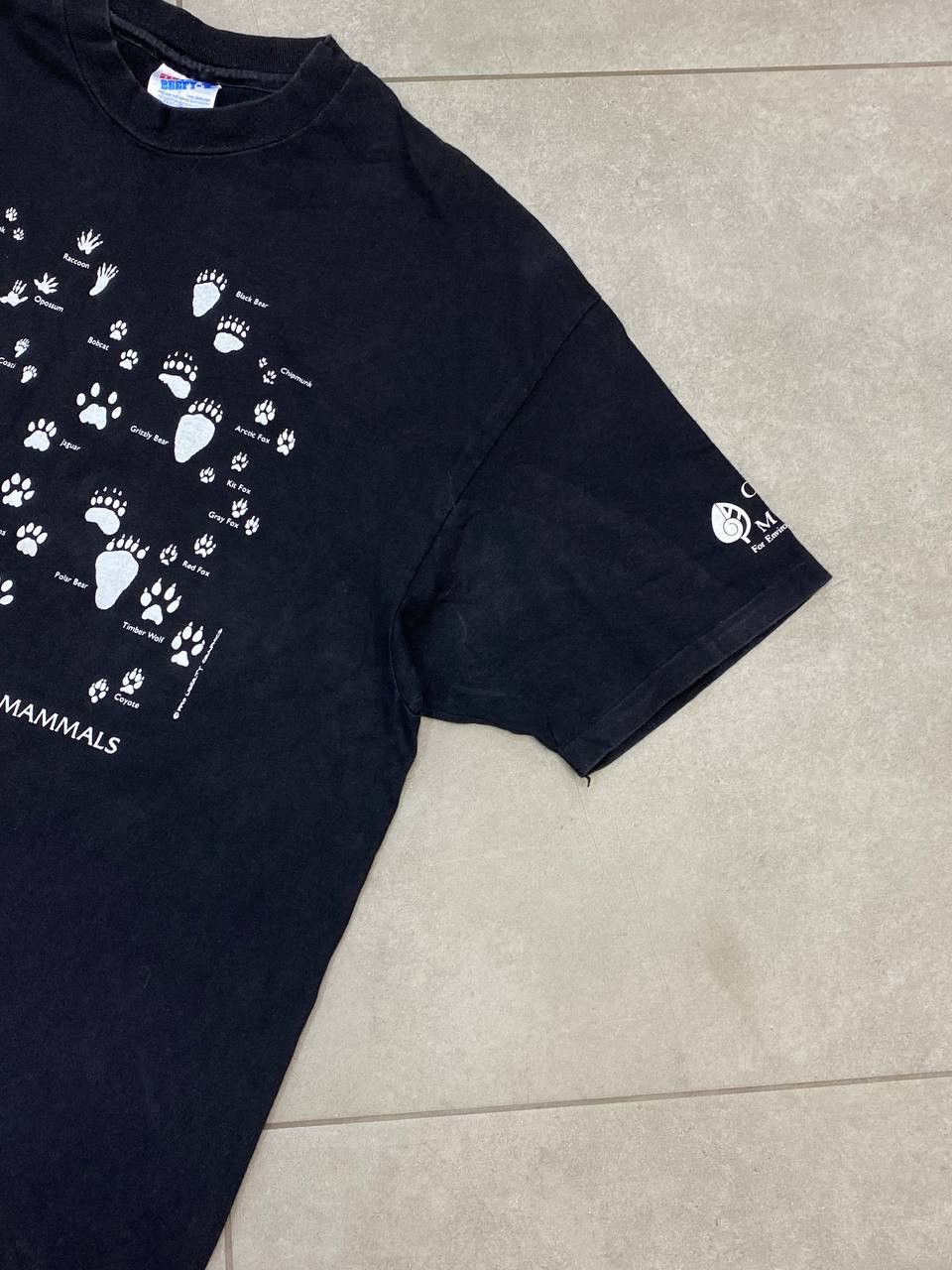 Vintage Vintage Footprints of Mammalas 1990 Liberty Graphics T-Shirt Size US XL / EU 56 / 4 - 4 Thumbnail