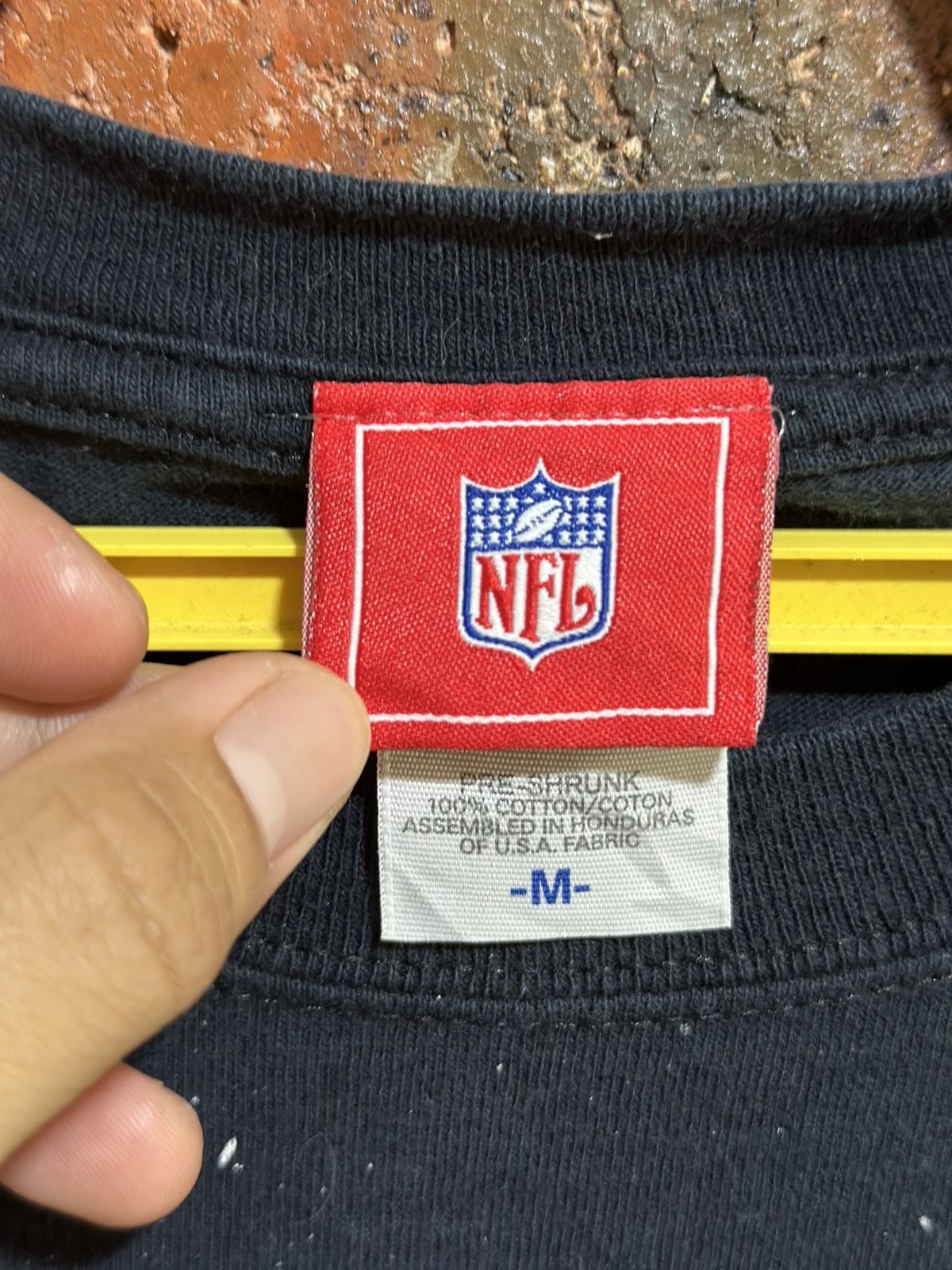 NFL × Vintage Thrashed Vintage Nfl Pitsburgh Steelers Distress Tee Size US M / EU 48-50 / 2 - 5 Thumbnail