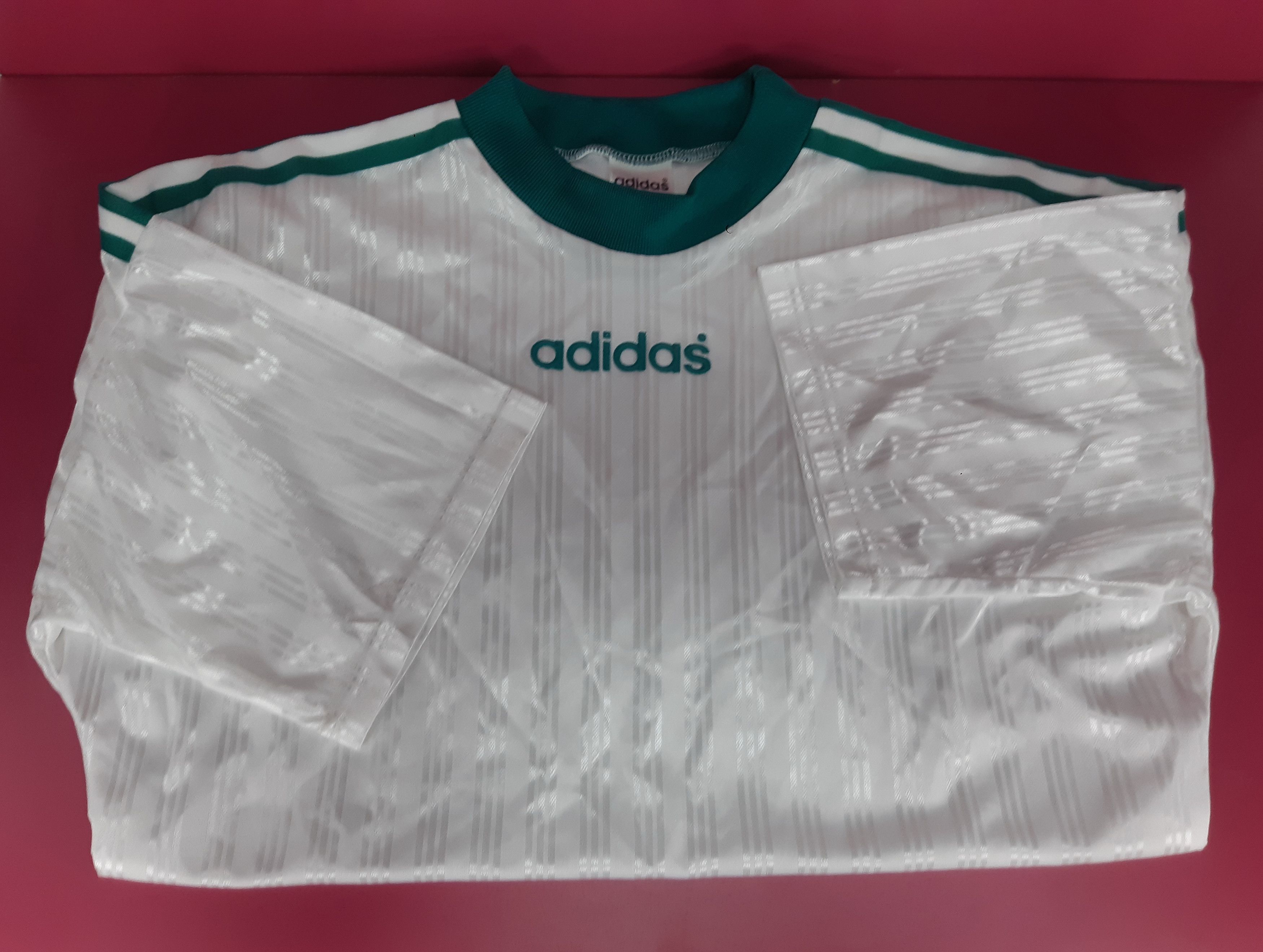 Adidas Vintage 90s ADIDAS Soccer Jersey Made in England size S NOS Size US S / EU 44-46 / 1 - 4 Thumbnail