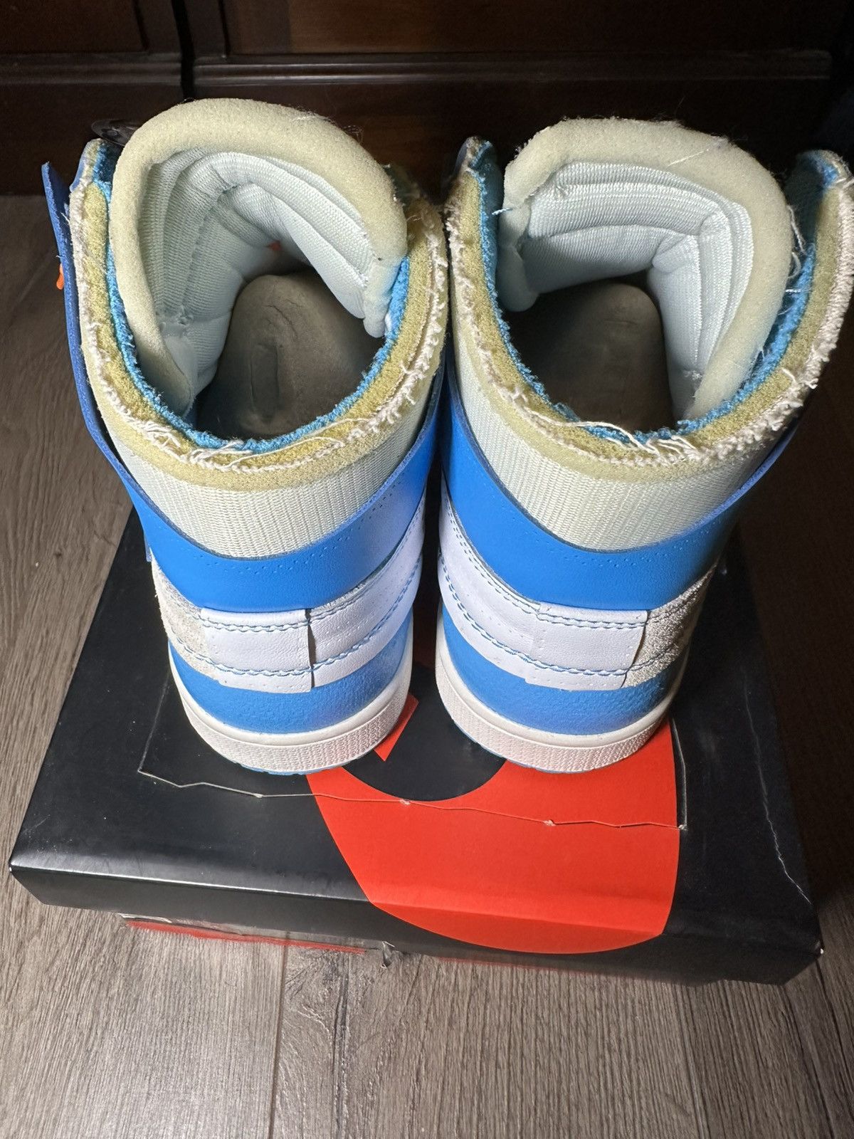 Jordan Brand × Off-White OFF WHITE JORDAN 1 UNC Size US 9.5 / EU 42-43 - 6 Thumbnail