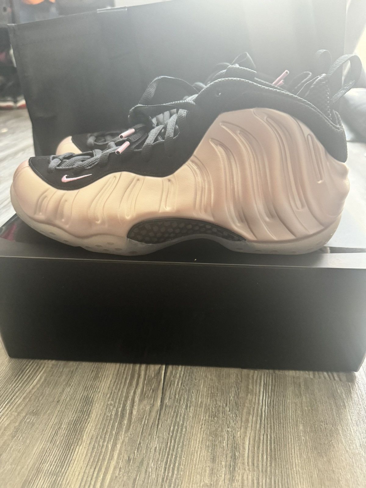 Nike Nike Air Foamposite Cherry Blossom “DMV” Size US 9.5 / EU 42-43 - 1 Thumbnail