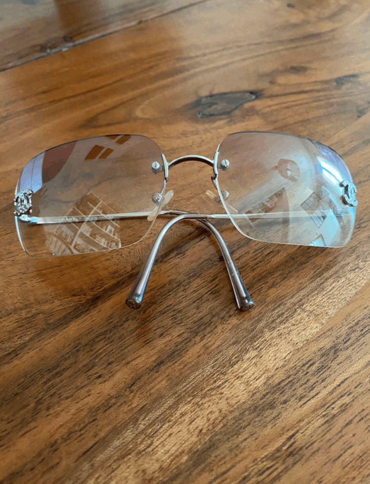 Chanel Chanel Sunglasses 4017-D Rhinestone Logo Rimless Vintage Size ONE SIZE - 1 Thumbnail