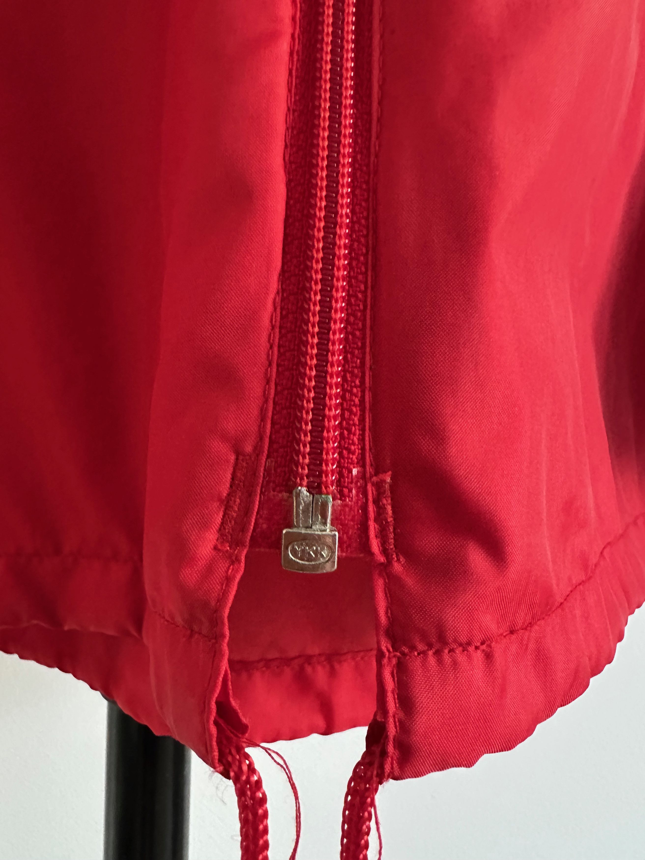 Adidas 80's Adidas rain jacket vintage red hooded Size US L / EU 52-54 / 3 - 3 Thumbnail