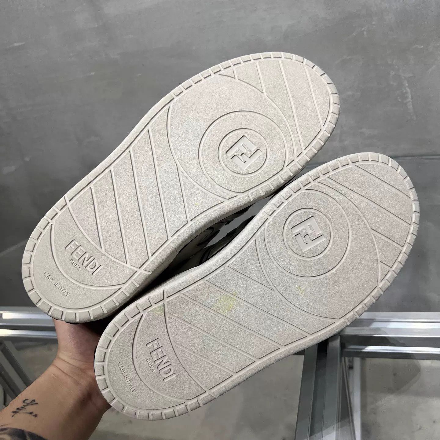 Fendi Fendi Match Black & White Platform Sneakers Size 38 Size US 7.5 / IT 37.5 - 7 Thumbnail