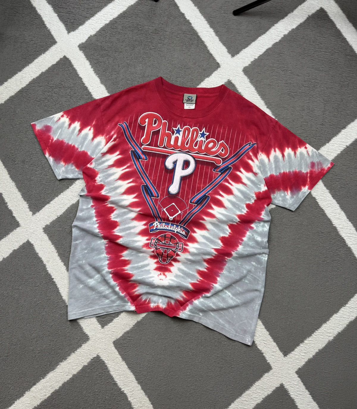 Liquid Blue Vintage Liquid Blue x MLB Philadelphia Phillies mens T-shirt Size US L / EU 52-54 / 3 - 1 Thumbnail