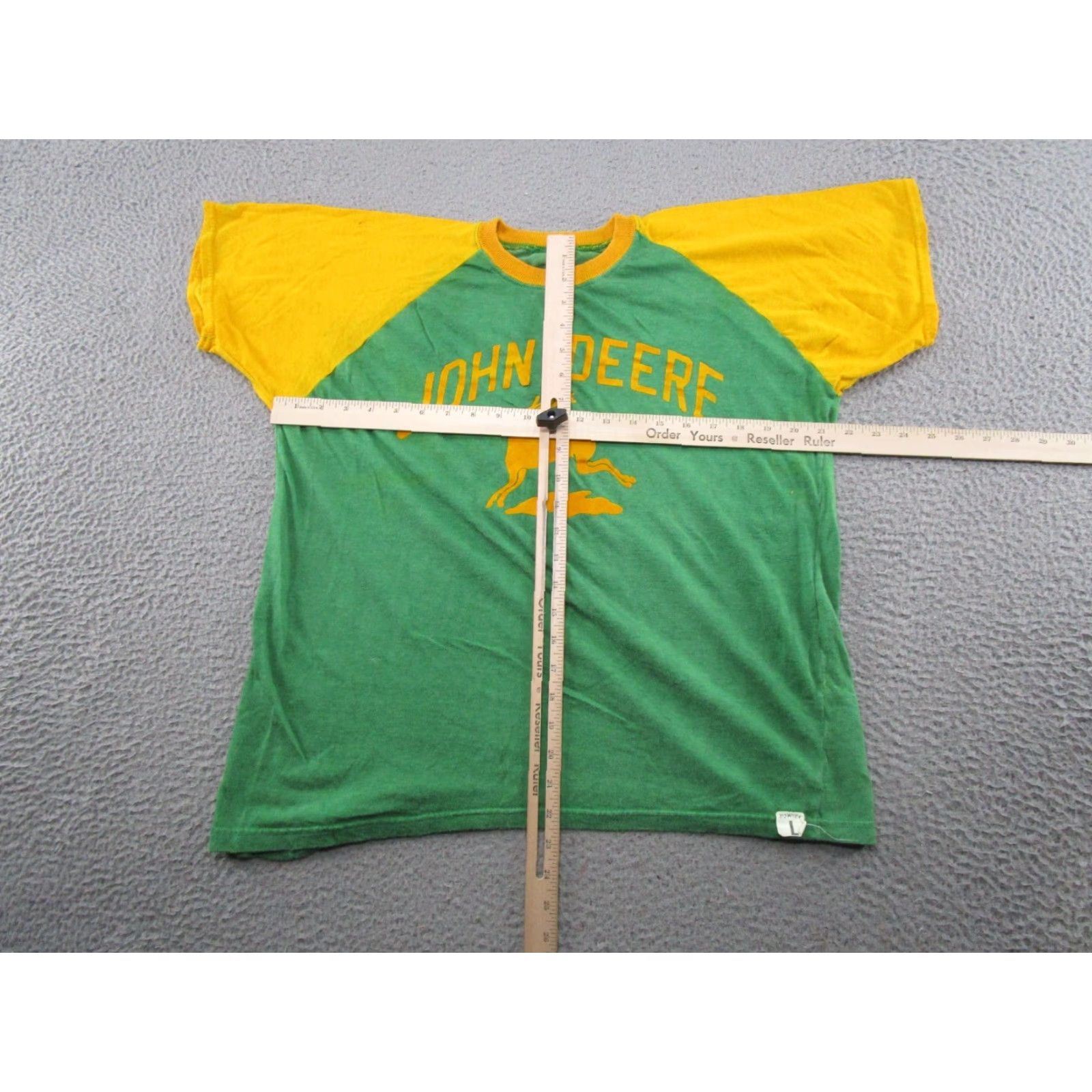 John Deere VINTAGE John Deere T-Shirt Mens Size L Green 1970s 80s Spell Out Graphic Crew Neck Cotton Short Sleeve Shirt USA Theme Size US L / EU 52-54 / 3 - 4 Thumbnail