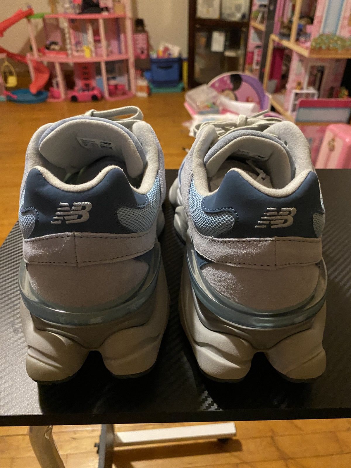 New Balance New Balance 9060 ‘Chrome Blue’ Size US 10 / EU 43 - 3 Thumbnail