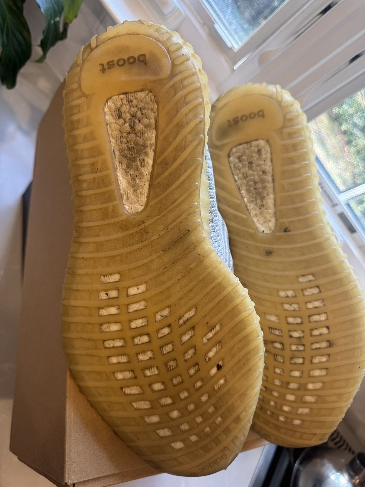 Adidas × Kanye West × Yeezy Yeezy Boost 350 Cloud Size 12 Size US 12 / EU 45 - 6 Thumbnail