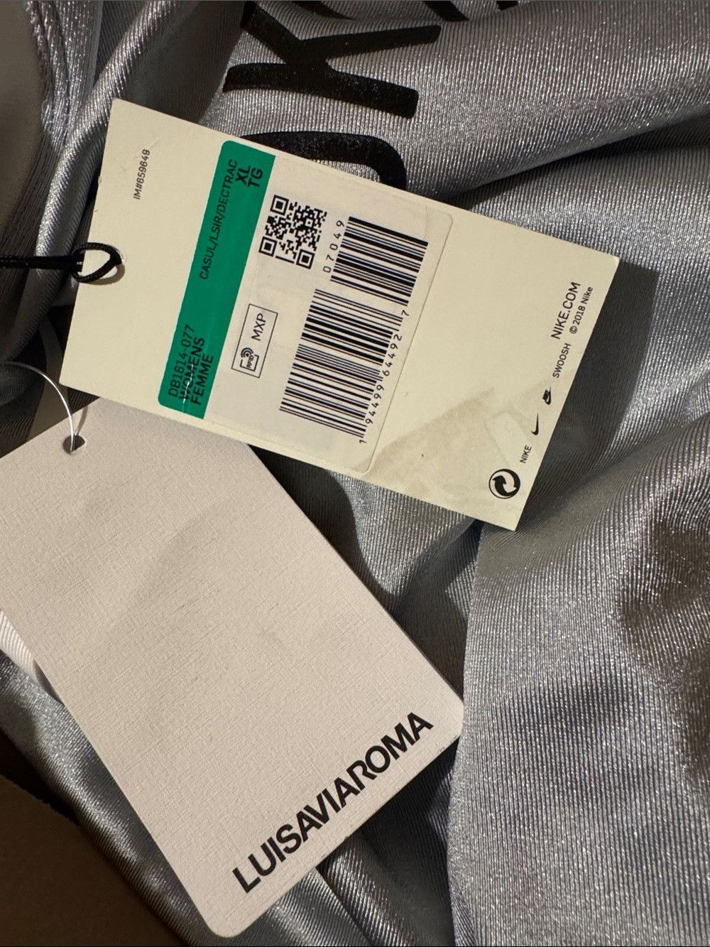 Nike Nike Silver and White 'Brooklyn' Long Sleeve Athletic Top XL Size L / US 10 / IT 46 - 5 Thumbnail