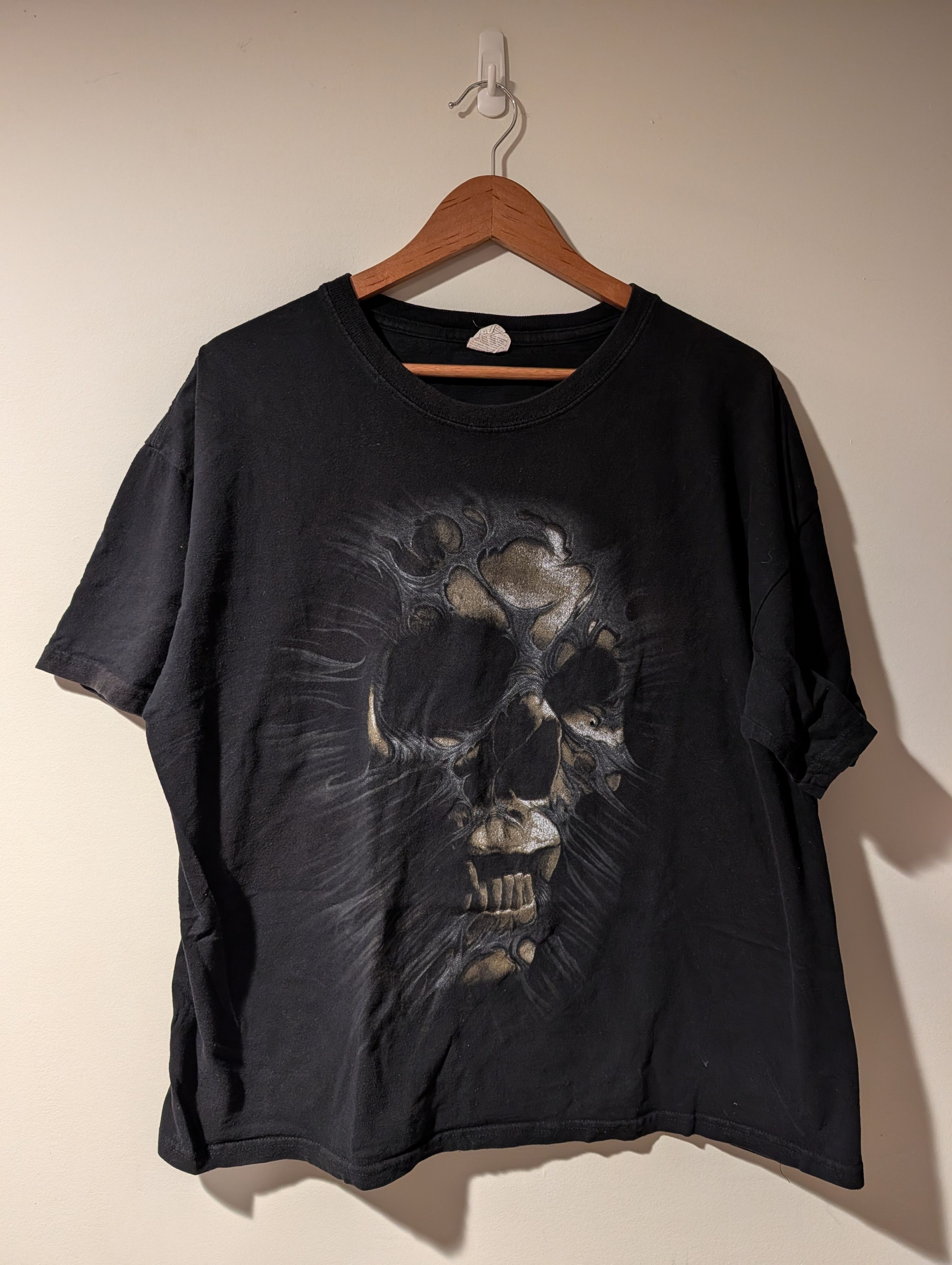 Arts & Science Y2K Skull Reaper Smoke Graphic Overprint Grunge Horror Tee Size US XL / EU 56 / 4 - 1 Thumbnail