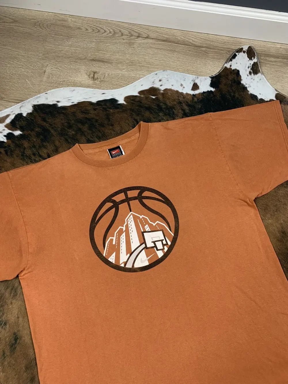 Nike × Vintage NIKE 90s VINTAGE ALLEY HOOPS BASKETBALL NBA TSHIRT TEE Size US L / EU 52-54 / 3 - 2 Thumbnail