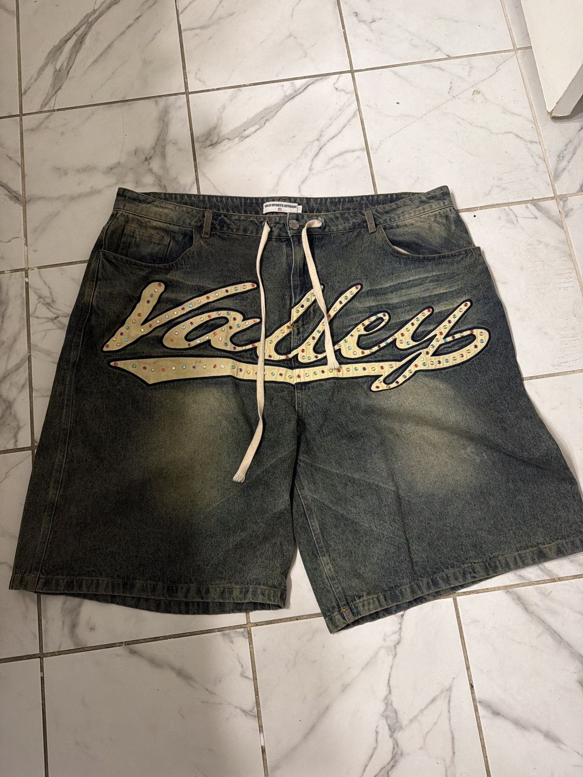 Vale Vale Skittles shorts Size US 40 / EU 56 - 1 Thumbnail