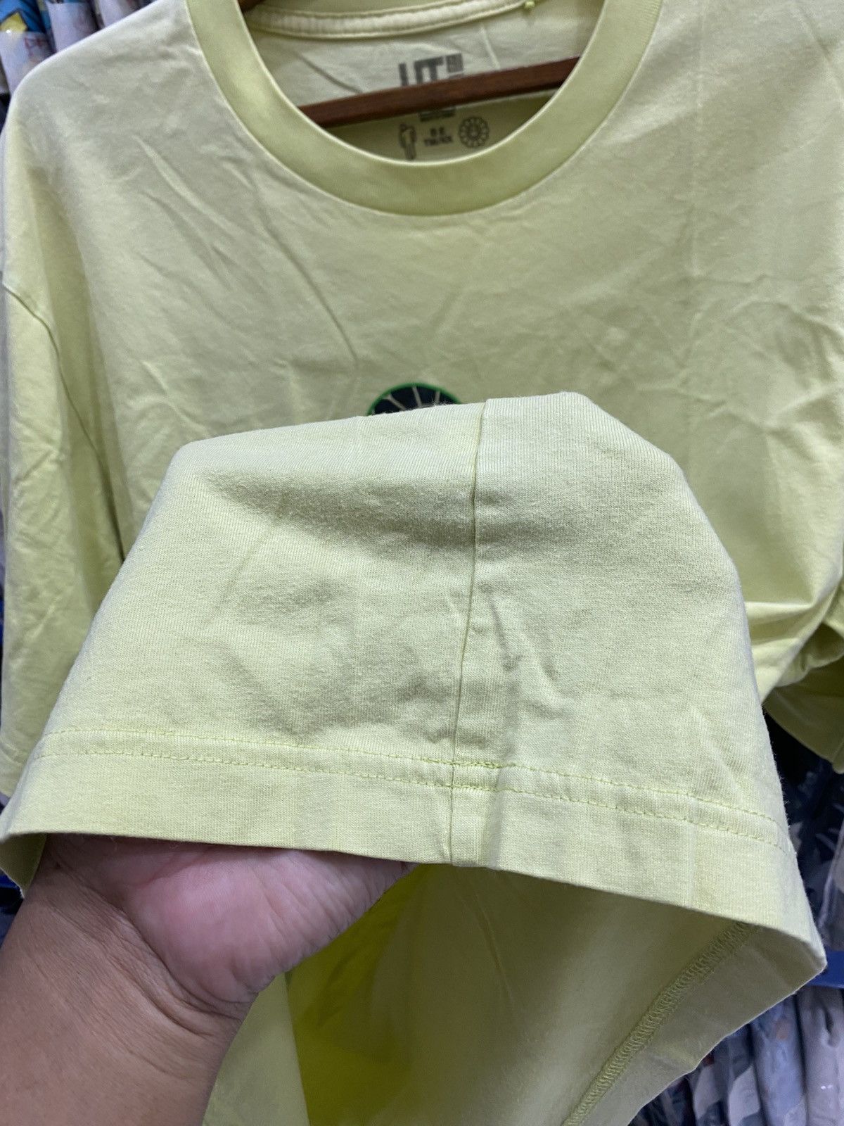 BILLIE EILISH X TAKASHI MURAKAMI X UNIQLO TSHIRT