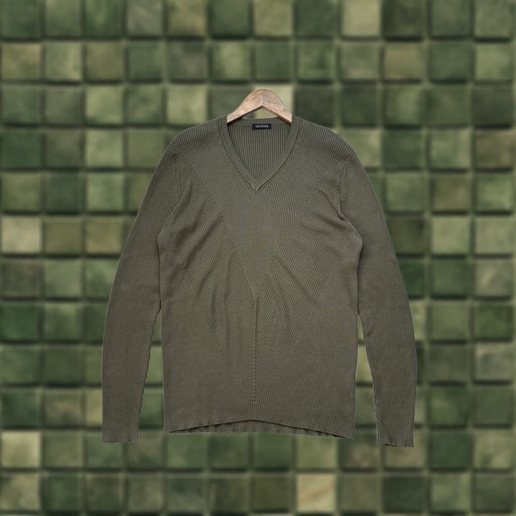 Valentino VINTAGE Valentino Sweater V-Neck Avant-Gard Pullover Men’s Khaki Size M-L Pullover Sweatshirt Knit Green 90s Designer Mens Sweater Size US M / EU 48-50 / 2 - 1 Thumbnail