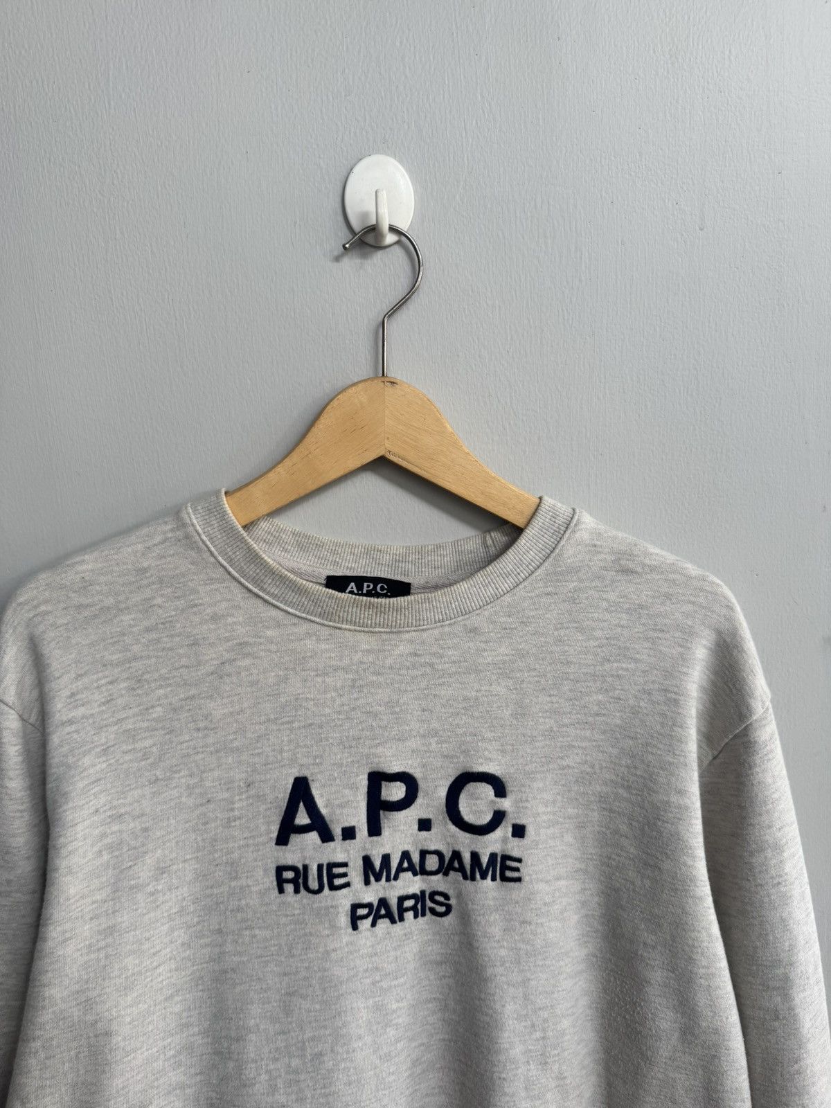 A.P.C. A.P.C RUE MADAME PARIS GREY SWEATSHIRTS Size US L / EU 52-54 / 3 - 2 Thumbnail