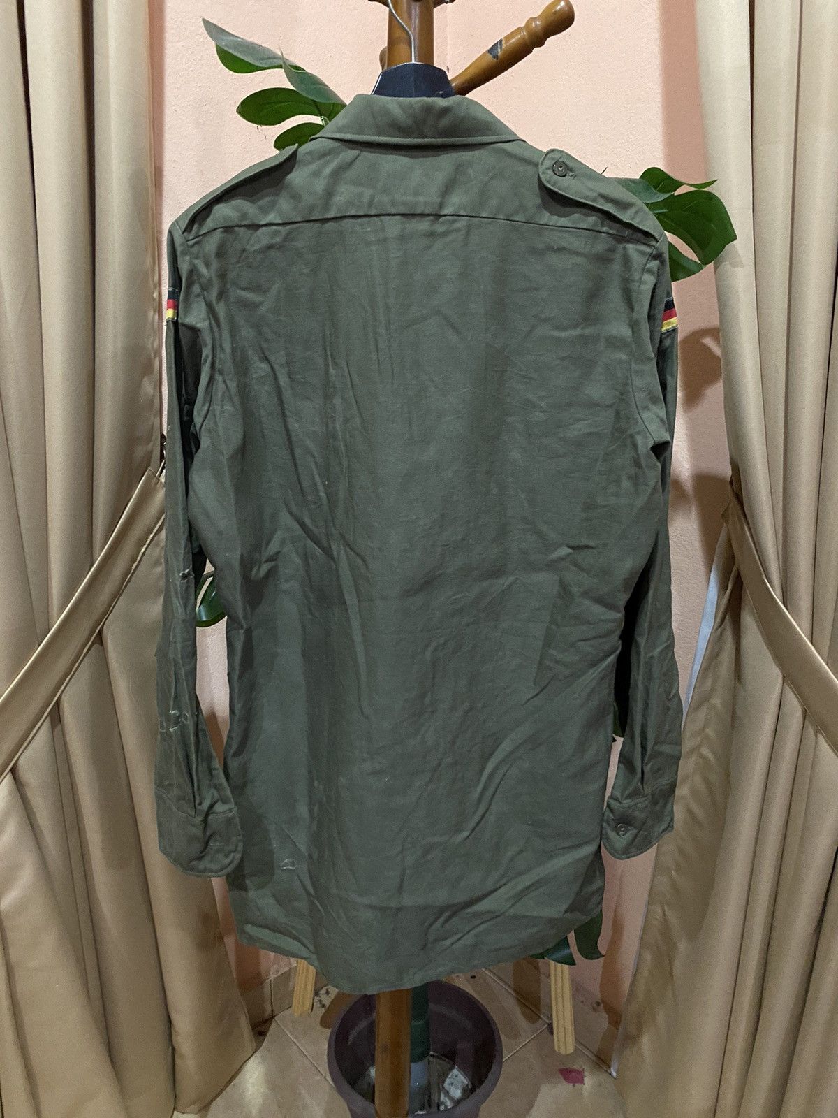 Other Vintage German Military Shirt Bundeswehr Field Uniform 1987 Size US M / EU 48-50 / 2 - 7 Thumbnail