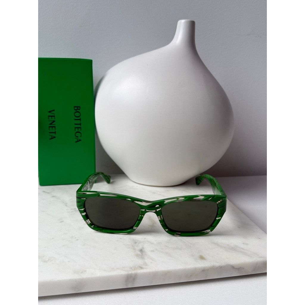 Bottega Veneta NEW Bottega Veneta BV1143S Unisex Green Sunglasses Size ONE SIZE - 4 Thumbnail