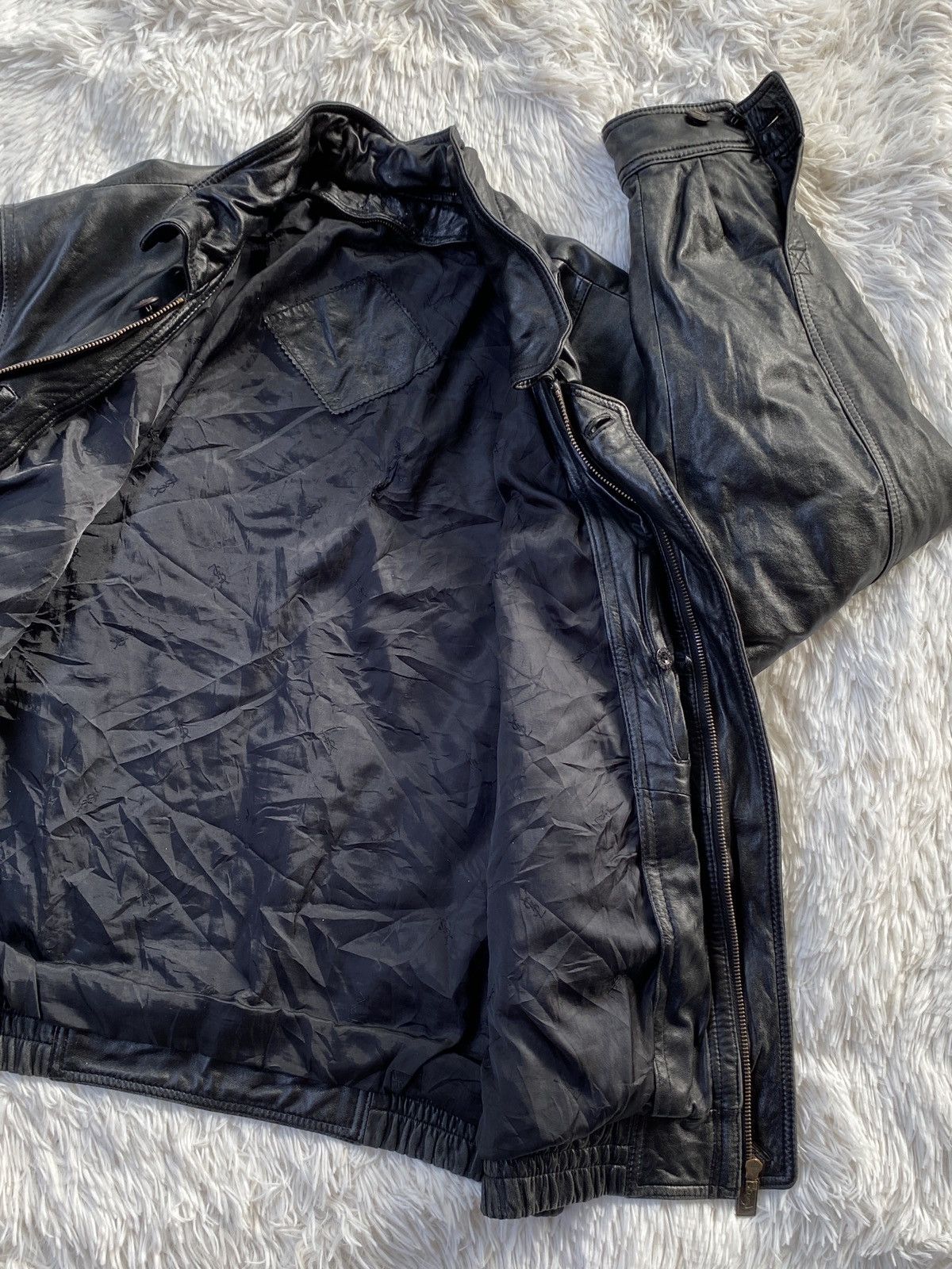 Yves Saint Laurent Vintage YvesSaintLaurent Black Sheepskin Leather zip up Size US L / EU 52-54 / 3 - 11 Thumbnail