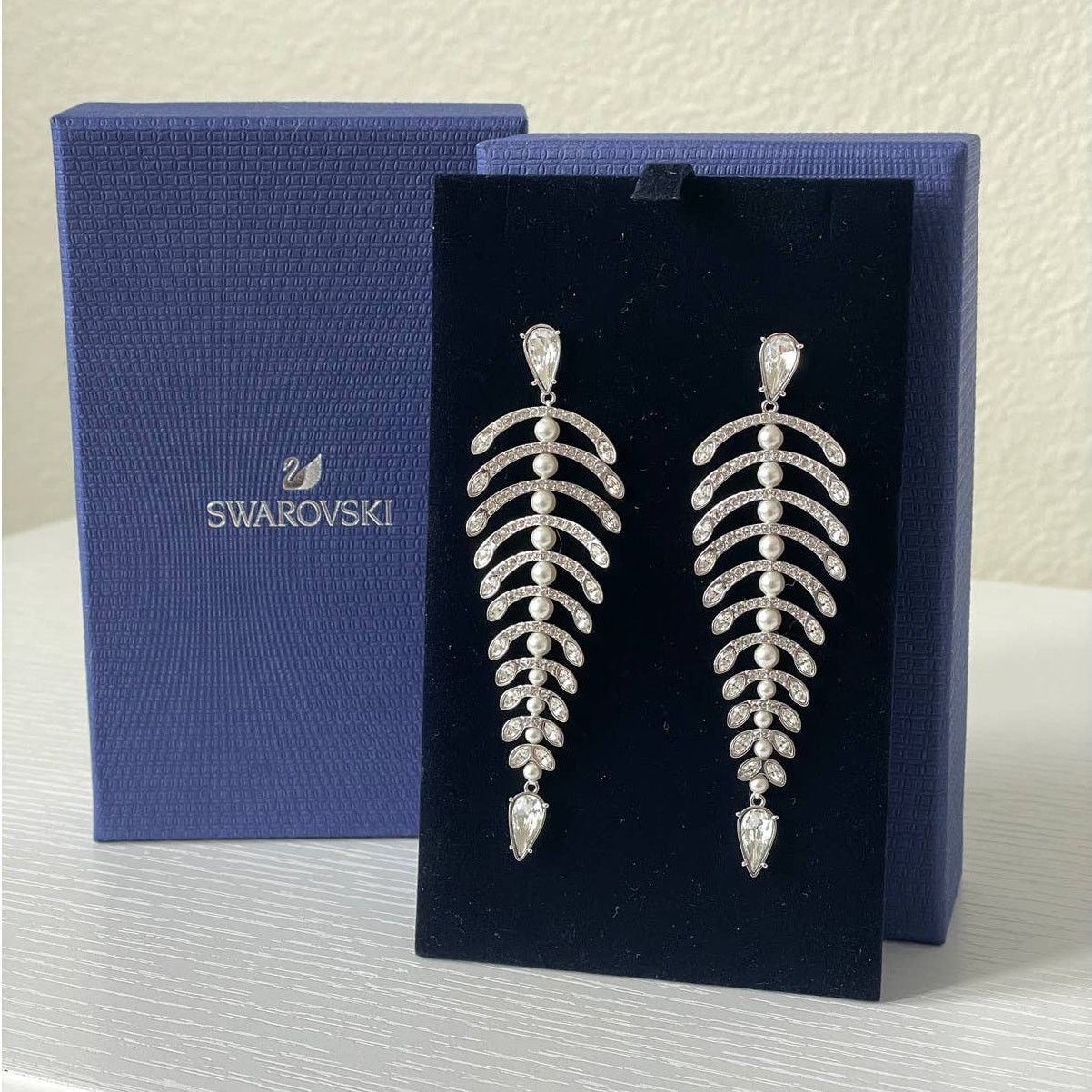 Swarovski Swarovski Polar Bestiary Chandelier Earrings Size ONE SIZE - 7 Thumbnail