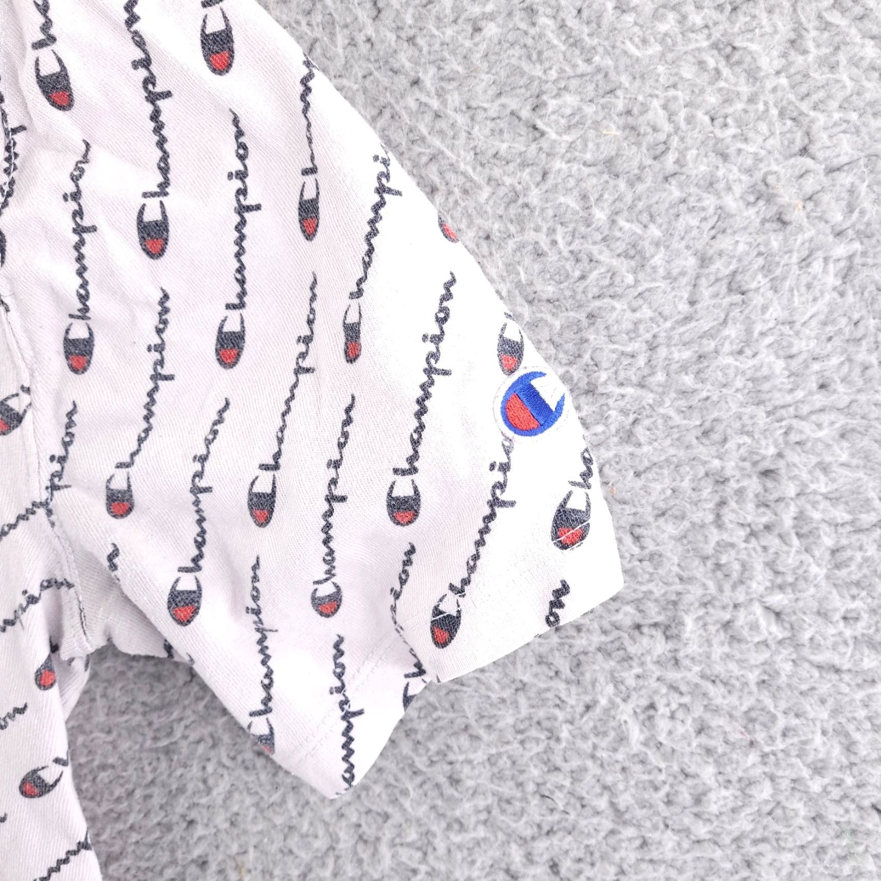 Champion Vintage Champion Logo Shirt Mens Small All Over Graphic Short Sleeve Tee Size US S / EU 44-46 / 1 - 5 Thumbnail