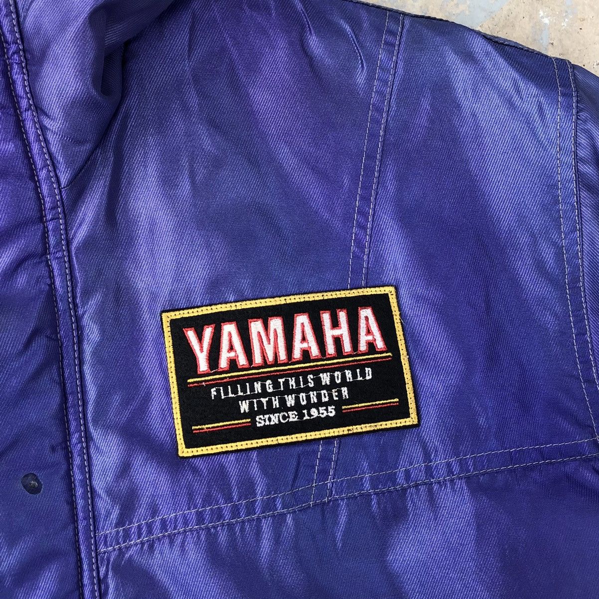 Sports Specialties VTG YAMAHA Faded THRASHED DISTRESSED Racing Bomber Jacket Size US M / EU 48-50 / 2 - 3 Thumbnail