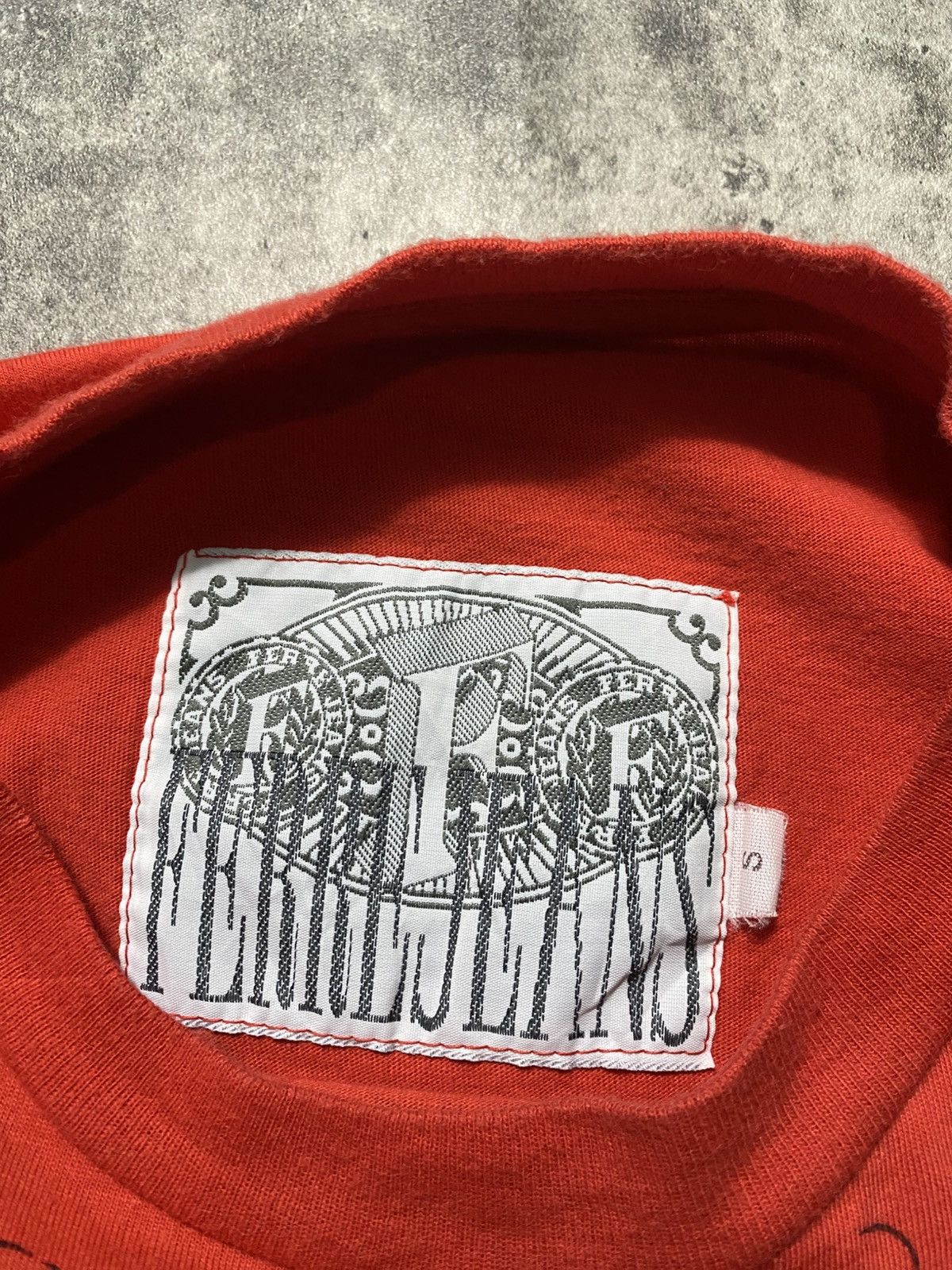 Designer × Vintage Vintage Ferre Jeans Print Tshirt Size US S / EU 44-46 / 1 - 5 Thumbnail