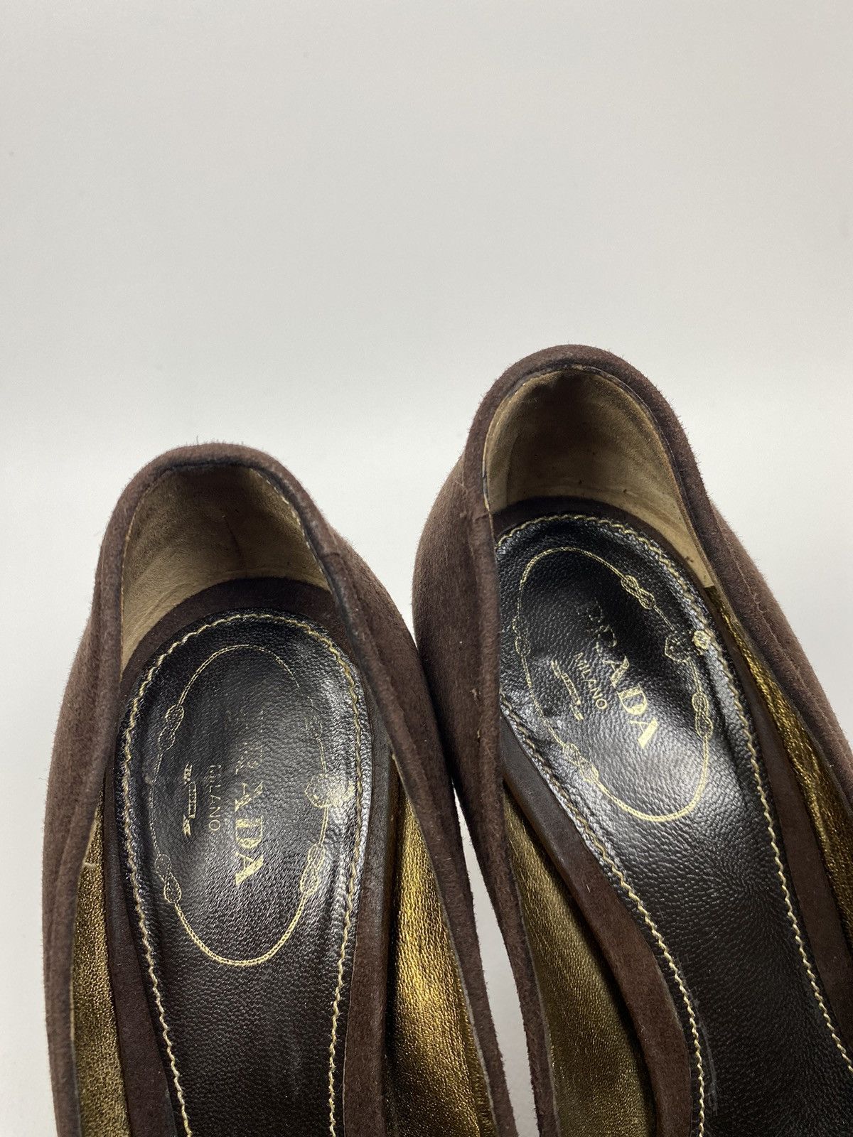 Prada Prada Suede Heels size 36 Size US 6 / IT 36 - 5 Thumbnail