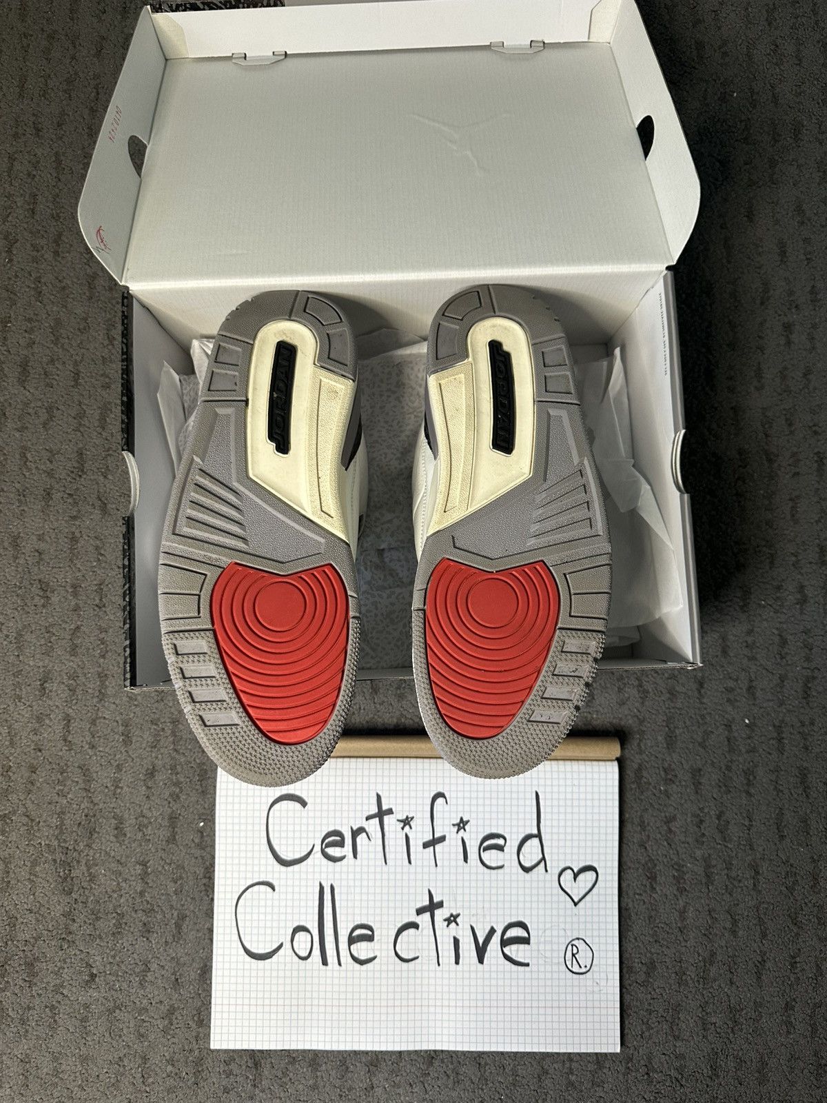 Jordan Brand × Nike Air Jordan 3 Retro Size US 11 / EU 44 - 6 Thumbnail