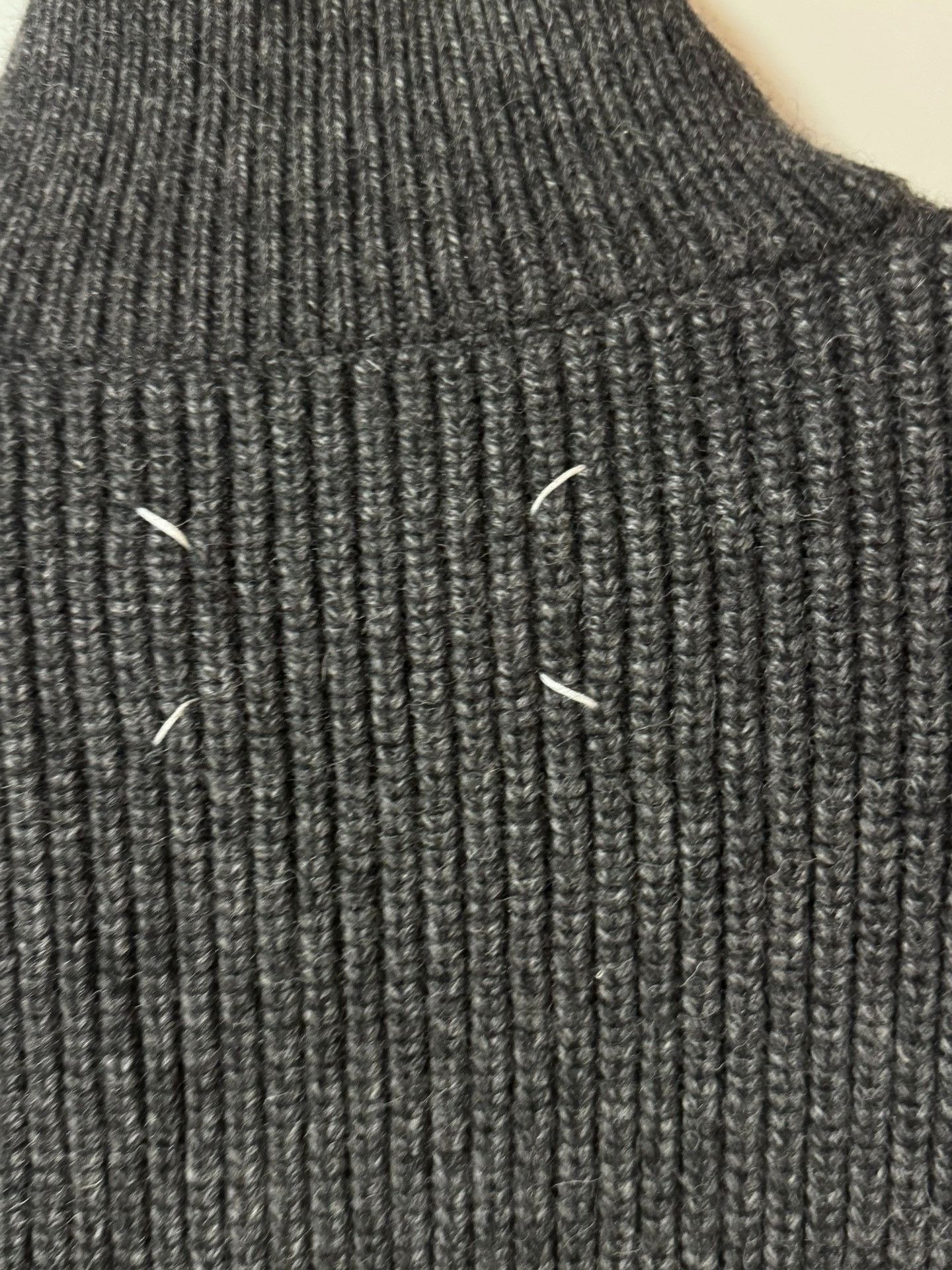 Maison Margiela Maison Margiela Zippered sweater 2501-Nextarrow Size US S / EU 44-46 / 1 - 6 Thumbnail