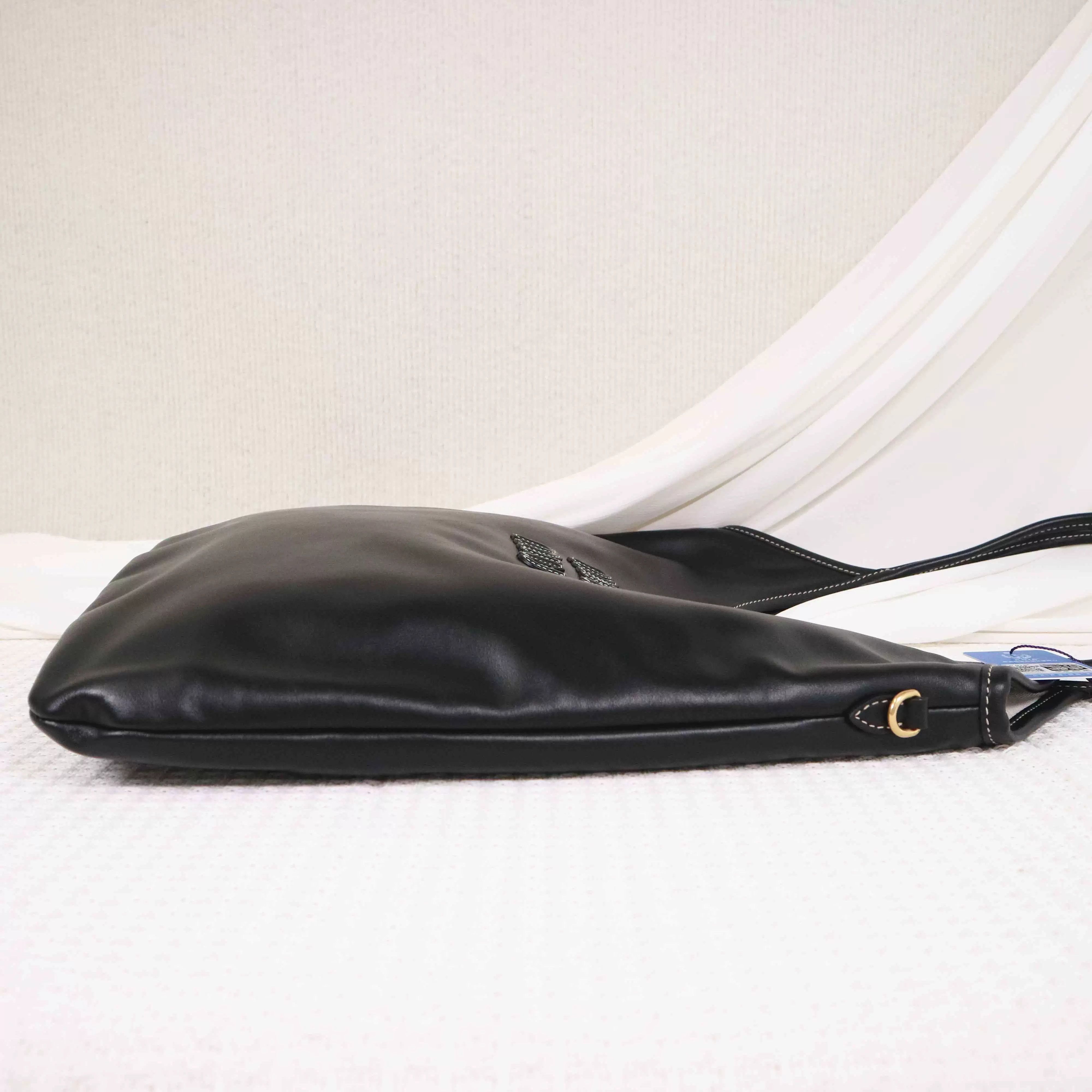 Miu Miu Miu Miu Ivy Black Shoulder Tote Bag Size ONE SIZE - 5 Thumbnail