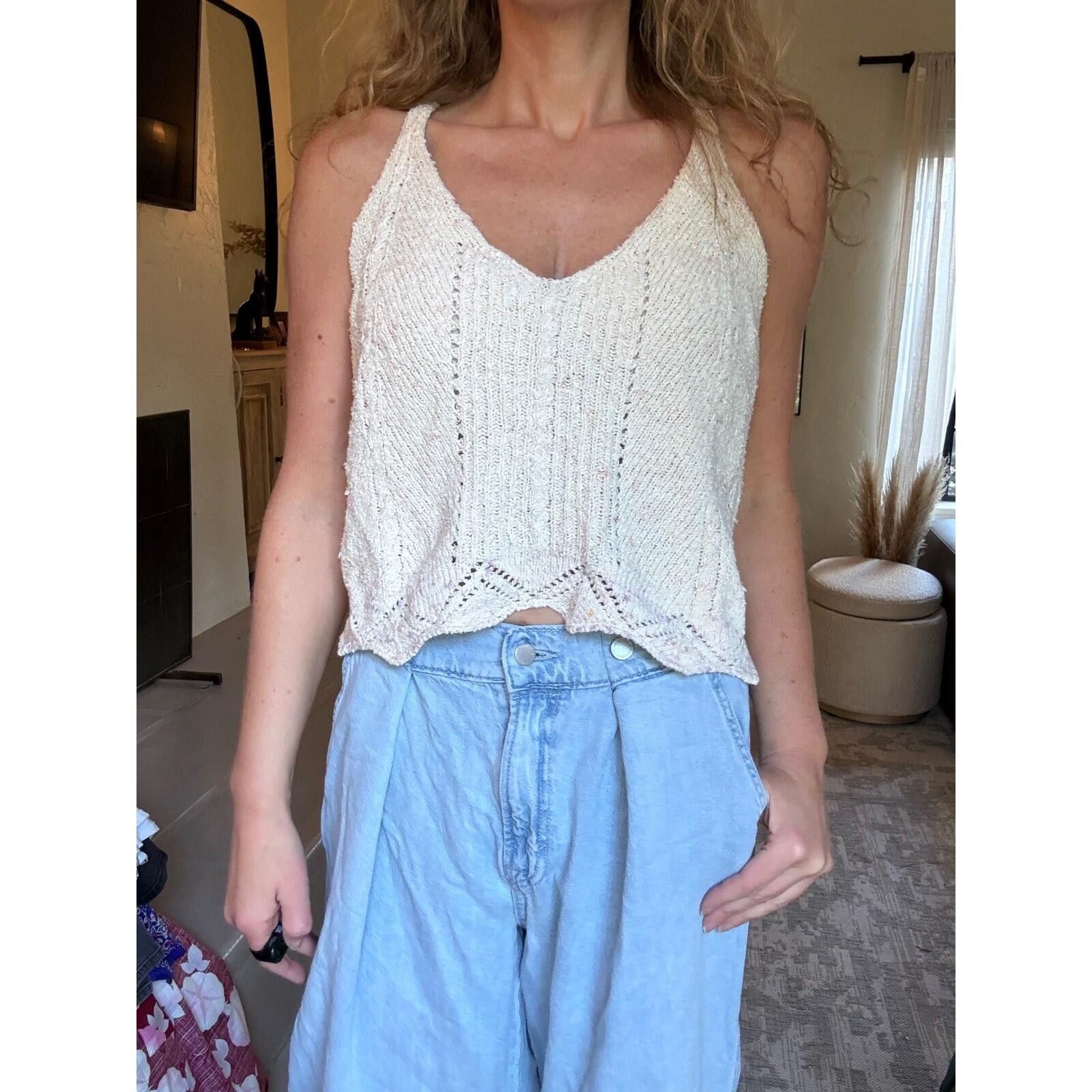Other Anthropologie Cream Knit V-Neck Camisole Scalloped Hem L Size L / US 10 / IT 46 - 3 Thumbnail