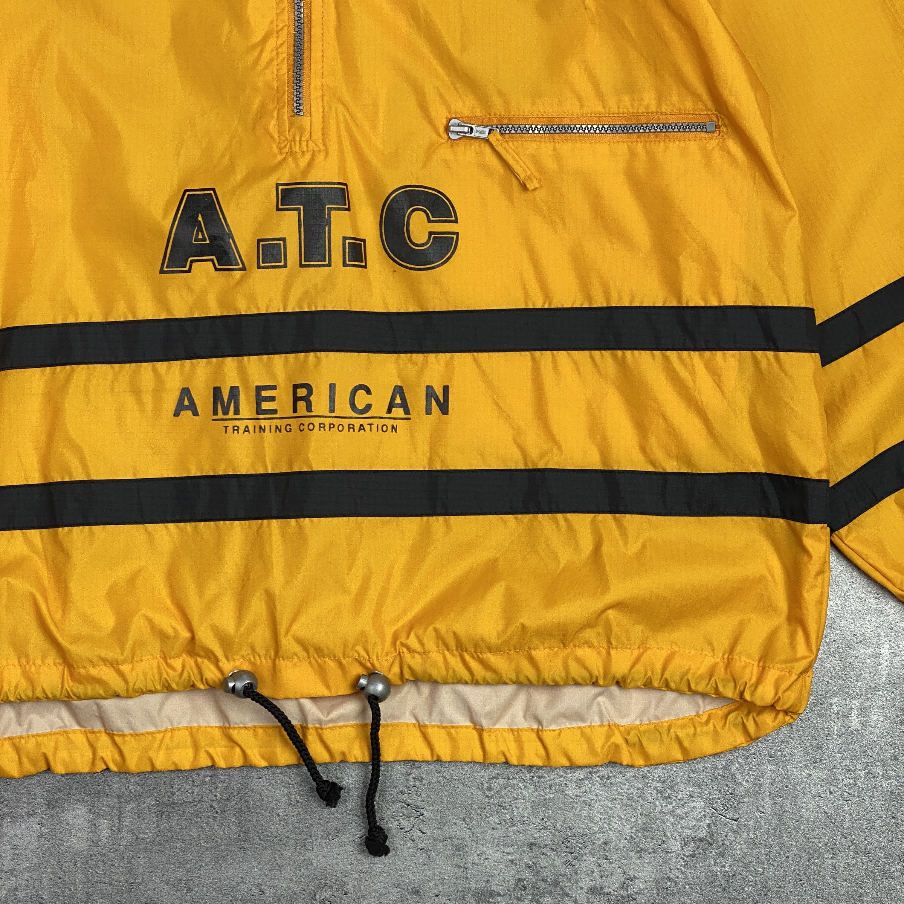 Vintage Vintage American Training Corp Yellow waterproof Jacket - XL Size US XL / EU 56 / 4 - 5 Thumbnail