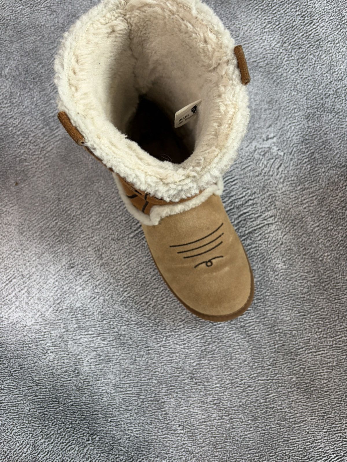 1199 1199 Bazo Og 2024 Uggs Chestnut V1 Size US 11 / EU 44 - 3 Thumbnail