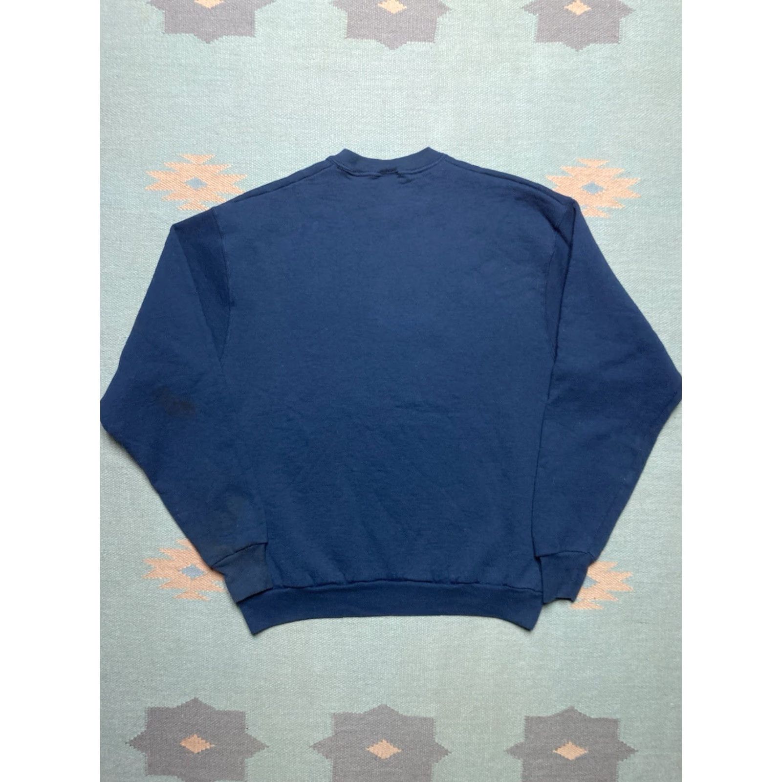Guess VINTAGE 90s GUES SLOGO CREWNECK SWEATSHIRT BLUE NAVY XL MEN Logo Pullover Stained Made in USA Size US XL / EU 56 / 4 - 7 Thumbnail
