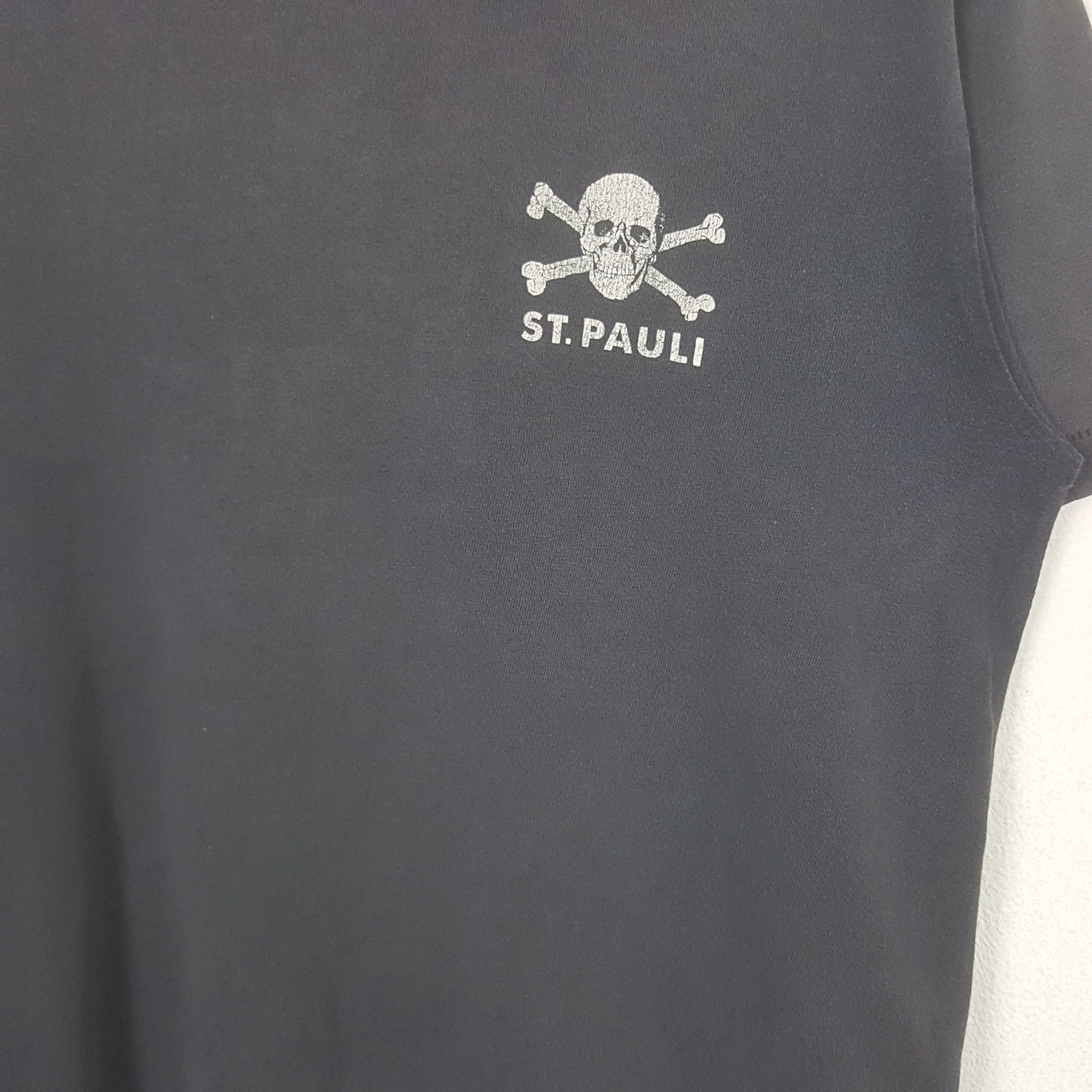 Vintage Vintage FC St. Pauli Germany Football Club Tshirt RR25 Size US M / EU 48-50 / 2 - 4 Thumbnail