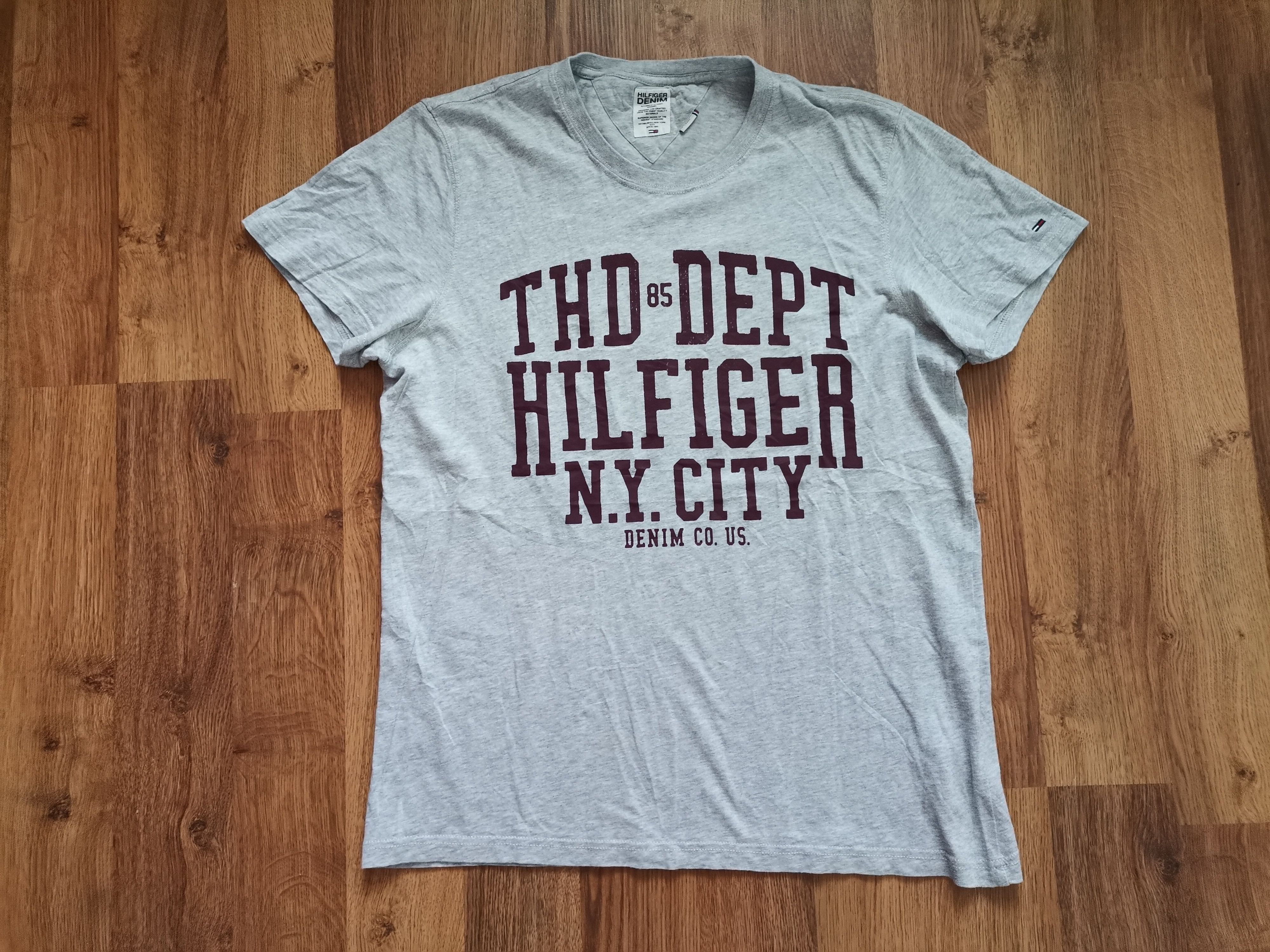 Tommy Hilfiger Hilfiger Denim Tee Size US XL / EU 56 / 4 - 1 Thumbnail