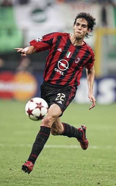 Adidas AC Milan 04/05 home shirt #22 Kaka Size US M / EU 48-50 / 2 - 10 Thumbnail