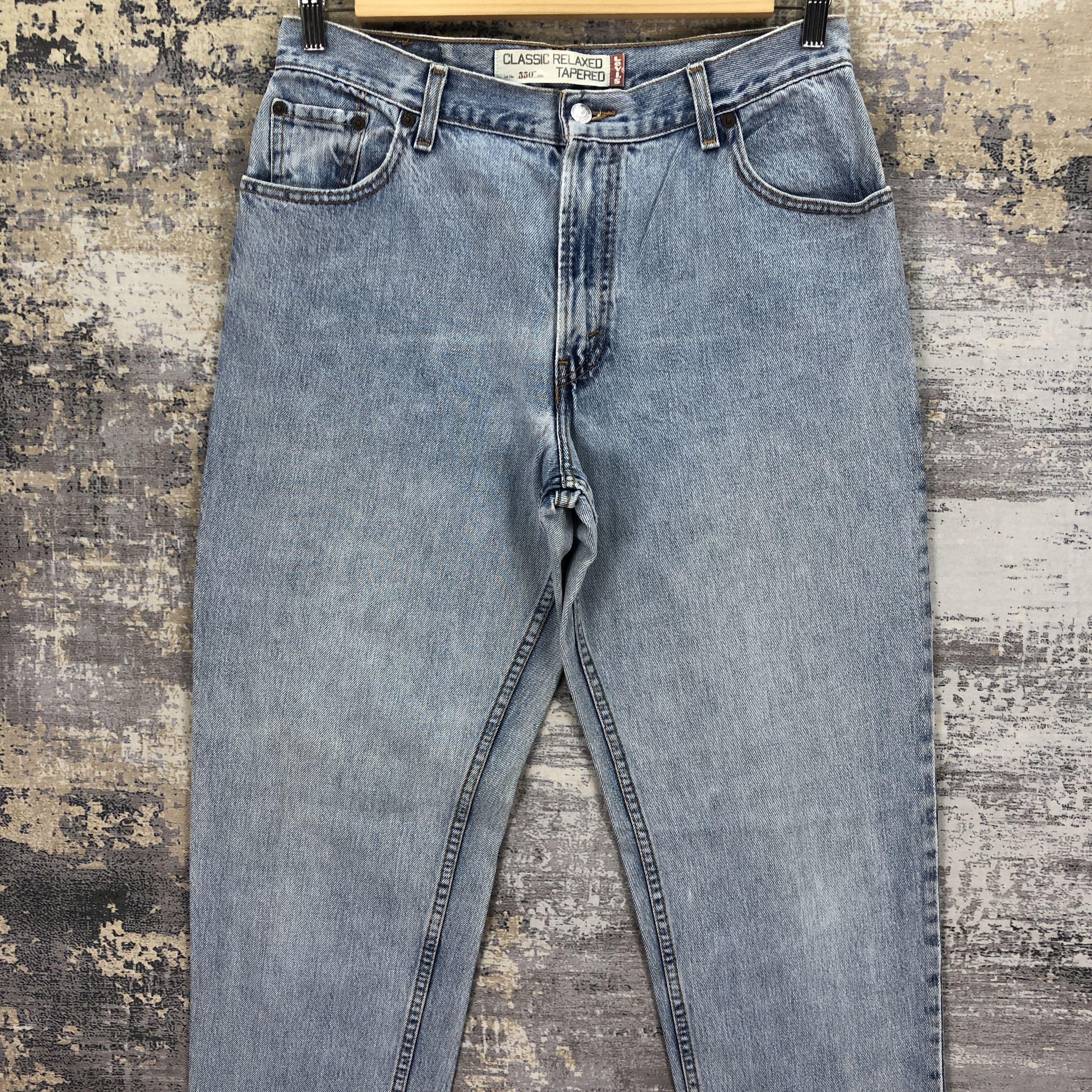 Levi's Vintage Levis 550 Light Wash Jeans Levi's Faded Denim Size US 32 / EU 48 - 3 Thumbnail